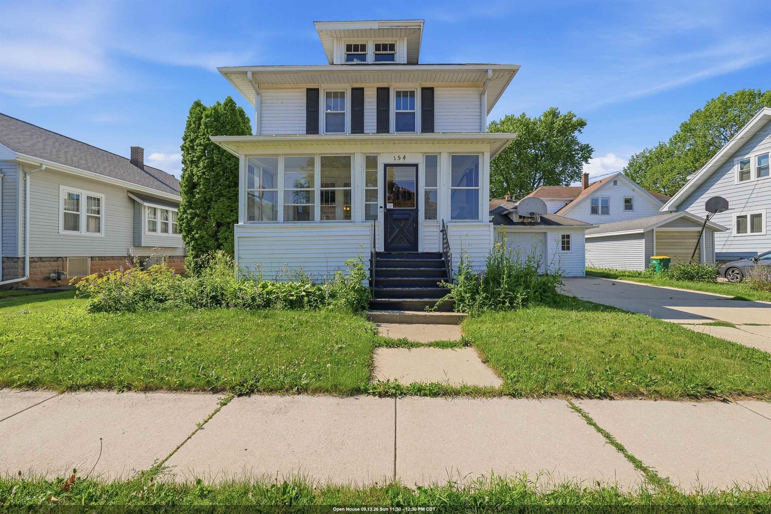 154 E 11TH Street property preview photograph