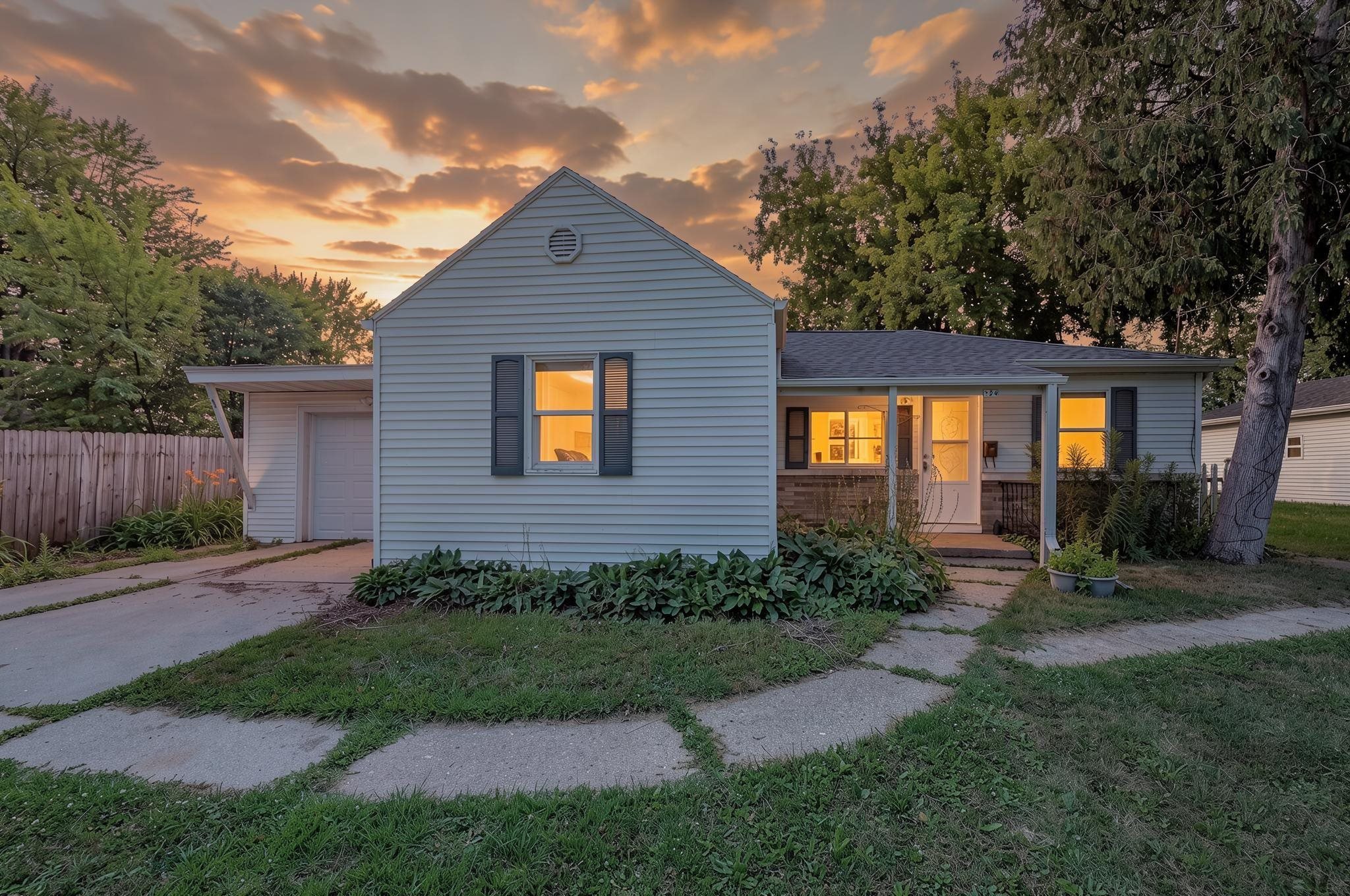 524 S 6TH Street property preview photograph
