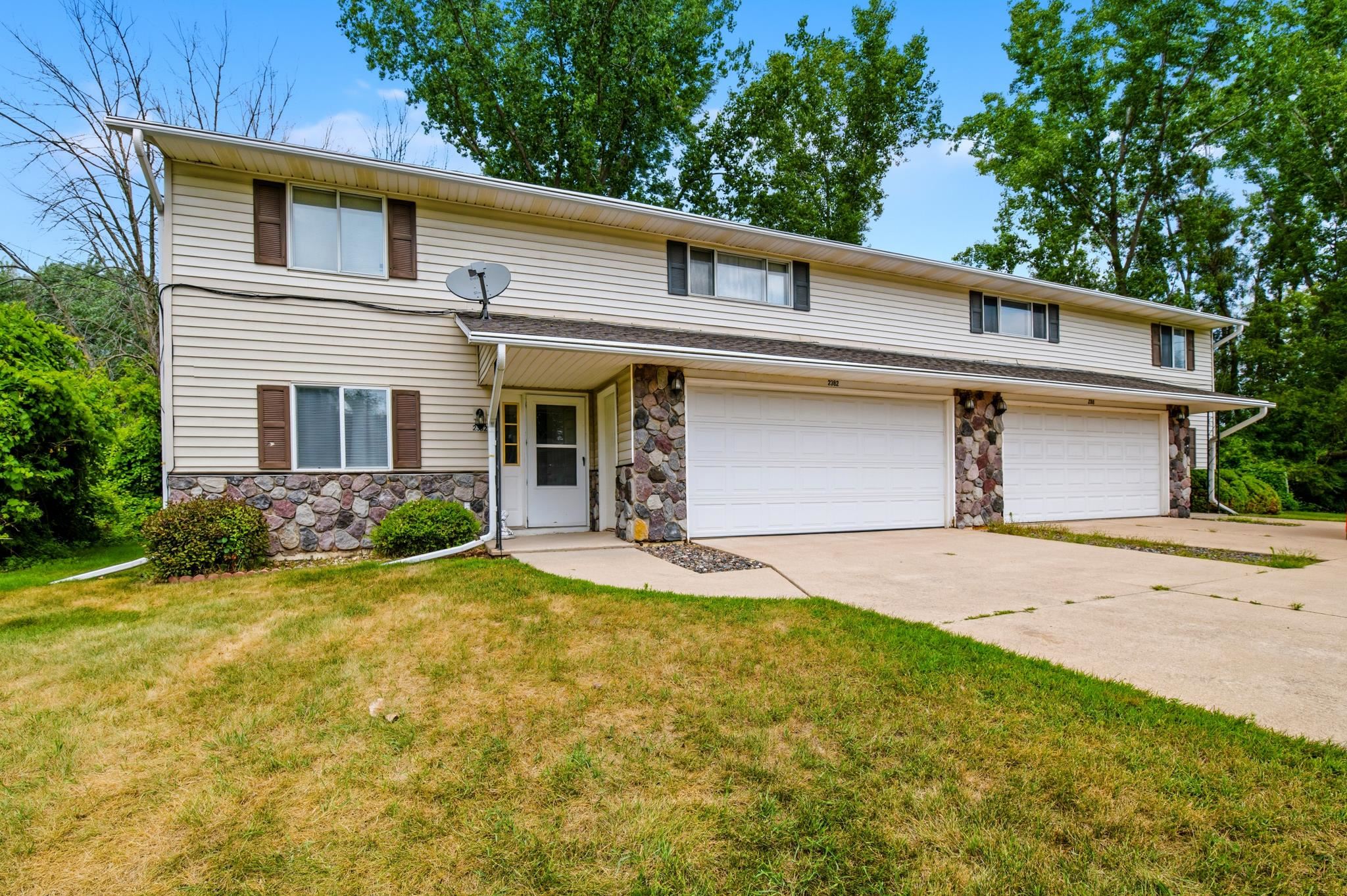 2380 RIVERVIEW Drive property preview photograph