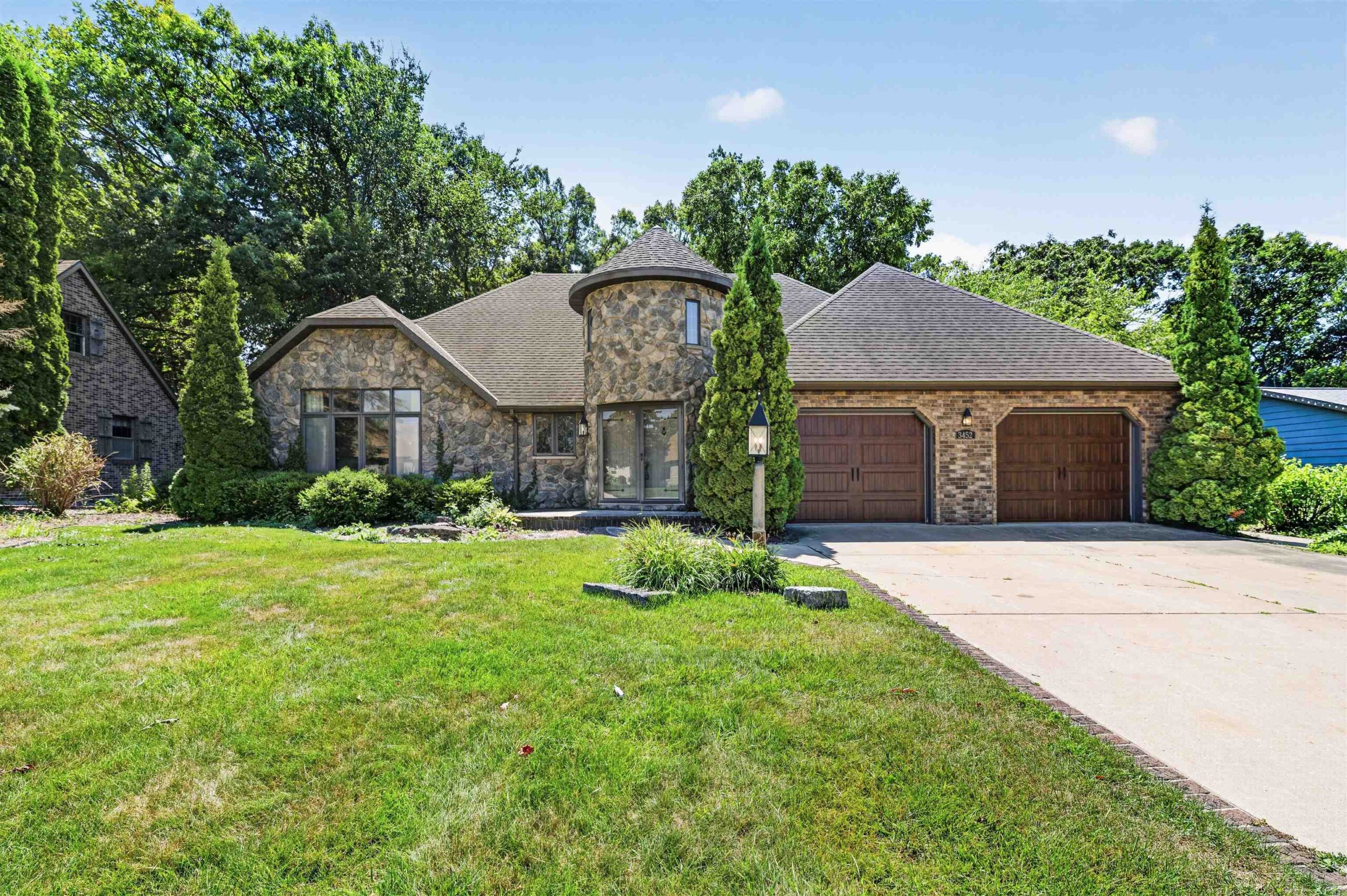 3452 BAY HIGHLANDS Drive property preview photograph