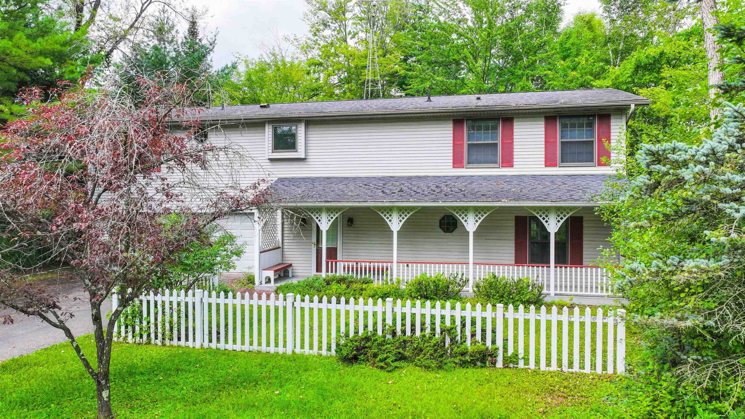 N2981 OTTER Drive property preview photograph