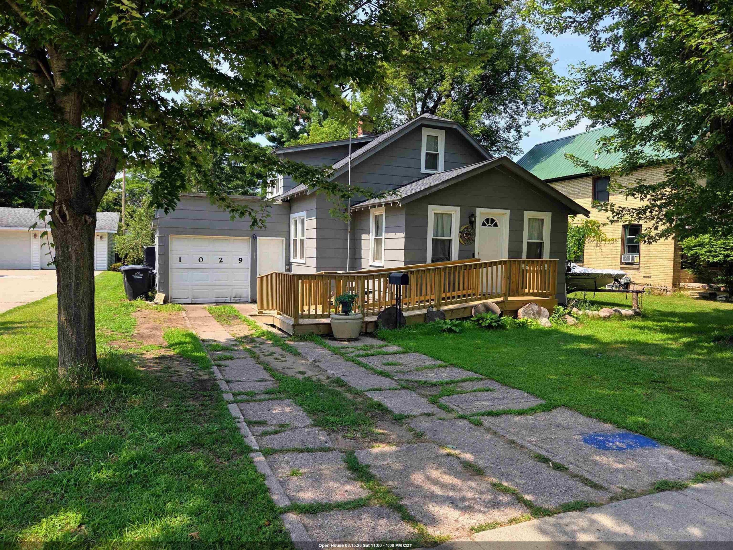 1029 S MAIN Street property preview photograph