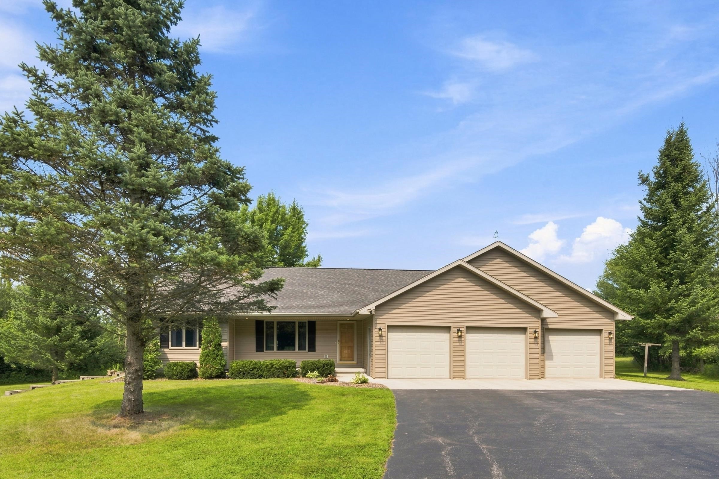 1075 KIM Lane property preview photograph