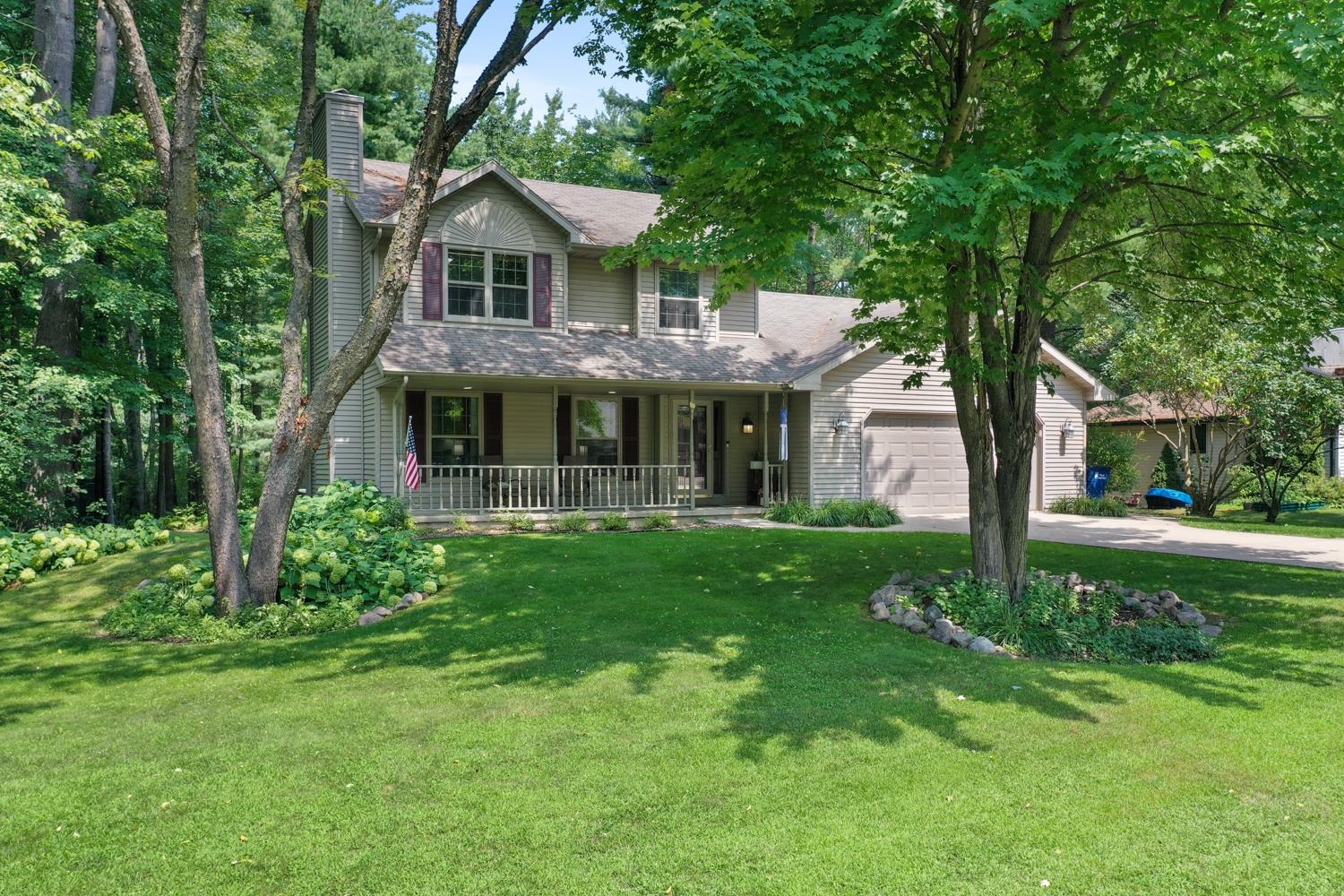1744 IVES Lane property preview photograph