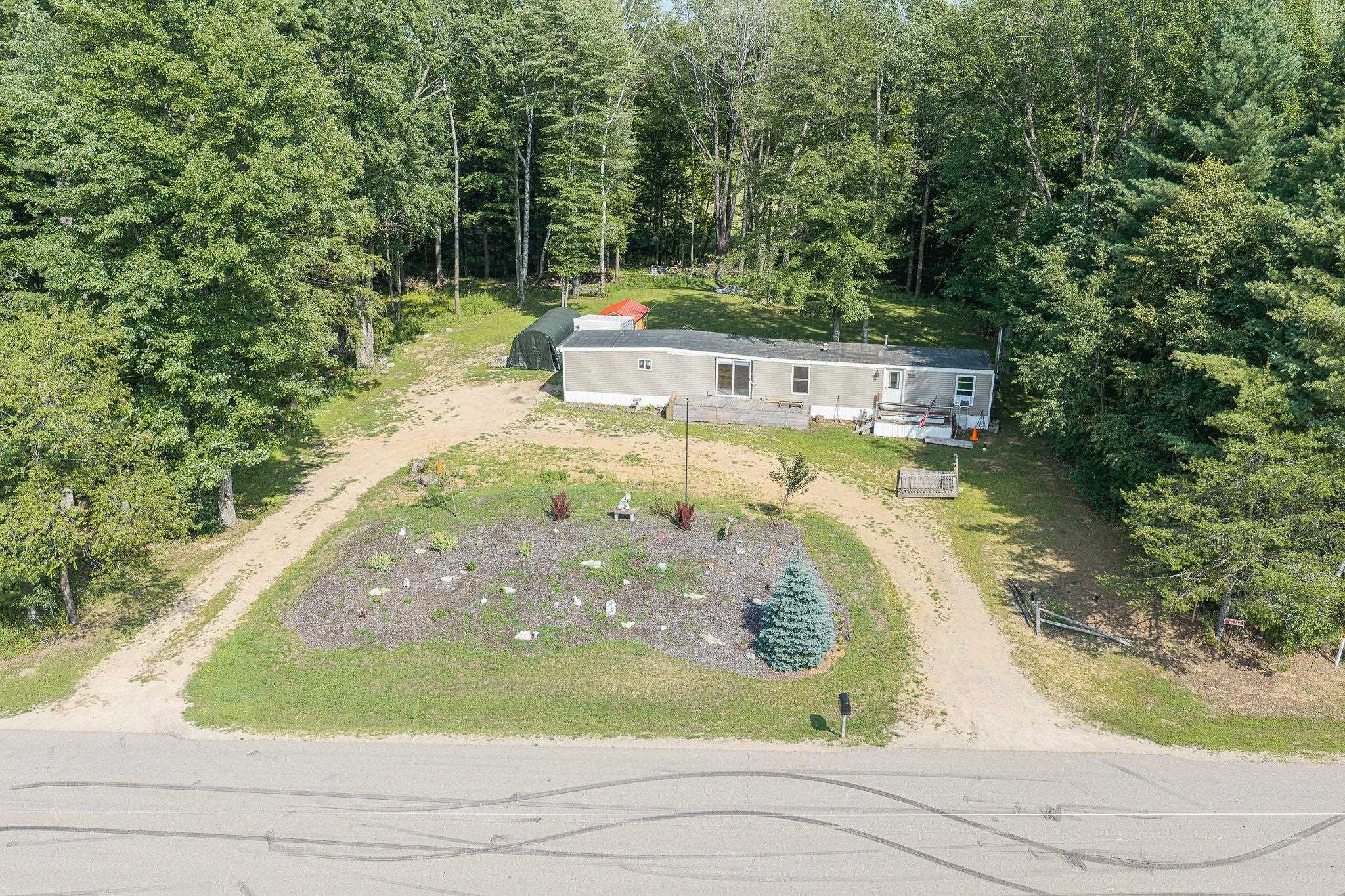 8934 GOLF COURSE Road property preview photograph