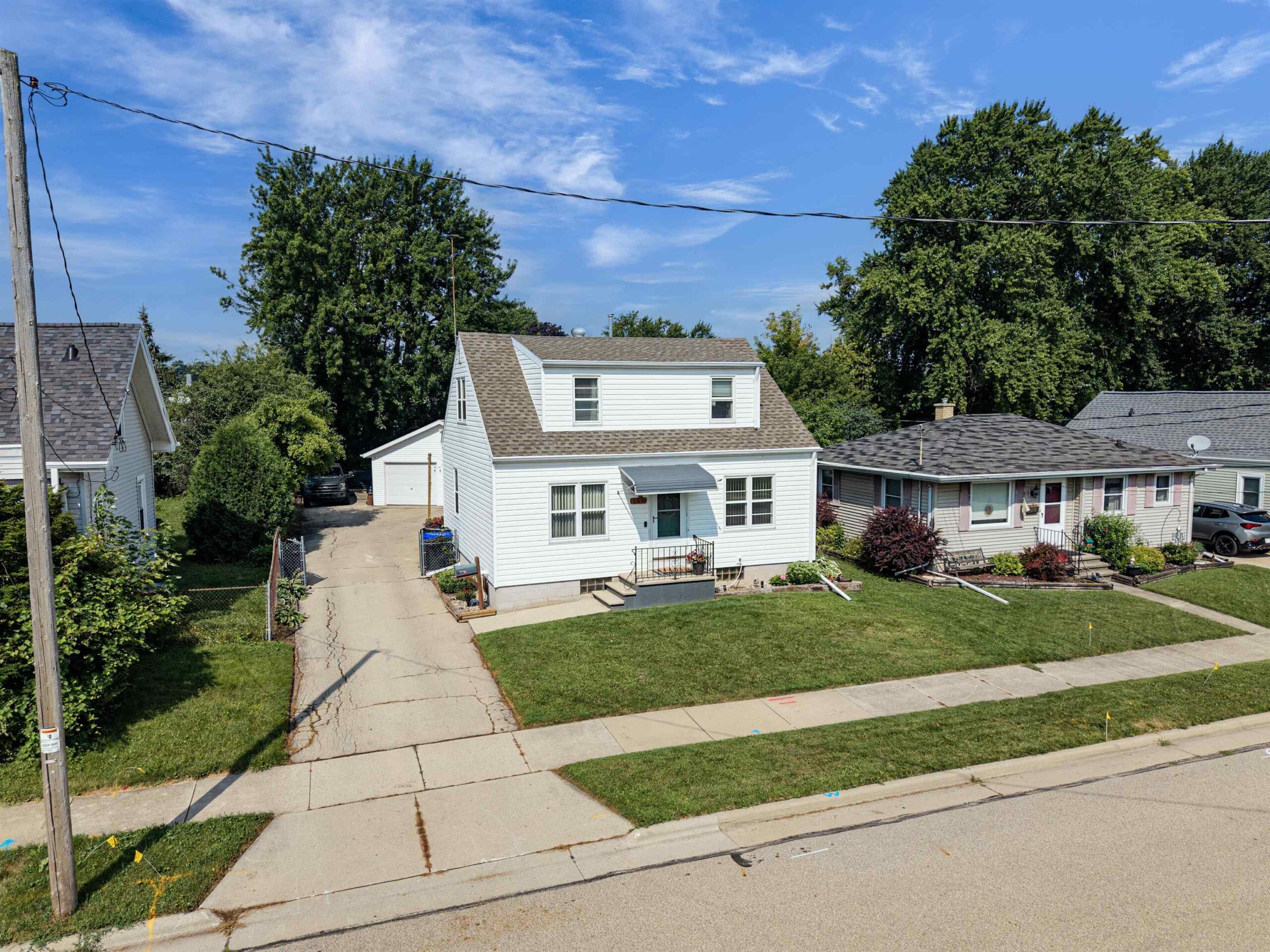 164 PLUMMER Avenue property preview photograph