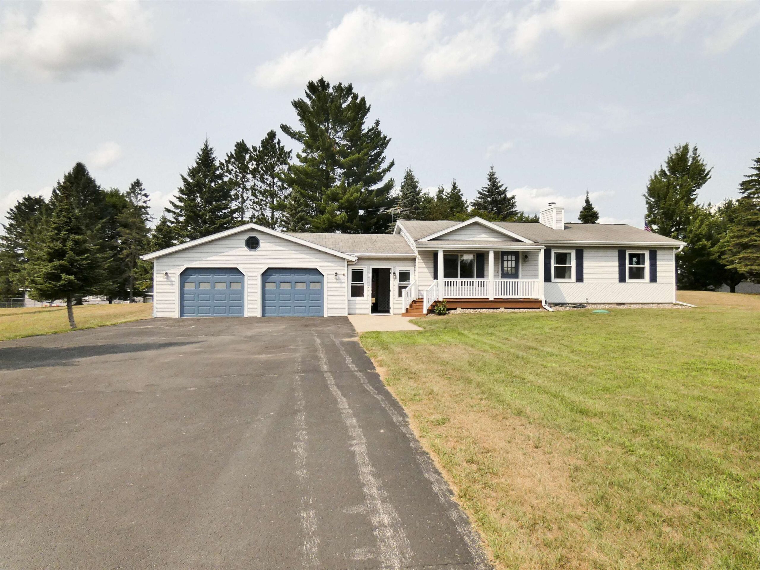 W8470 GERMANTOWN Road property preview photograph