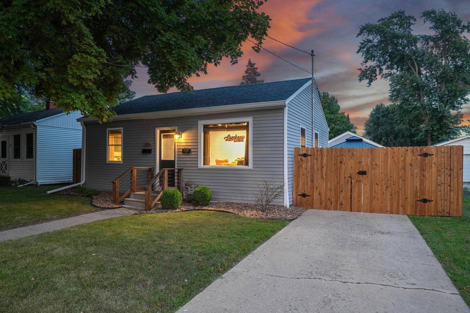 1831 14TH Avenue property preview photograph