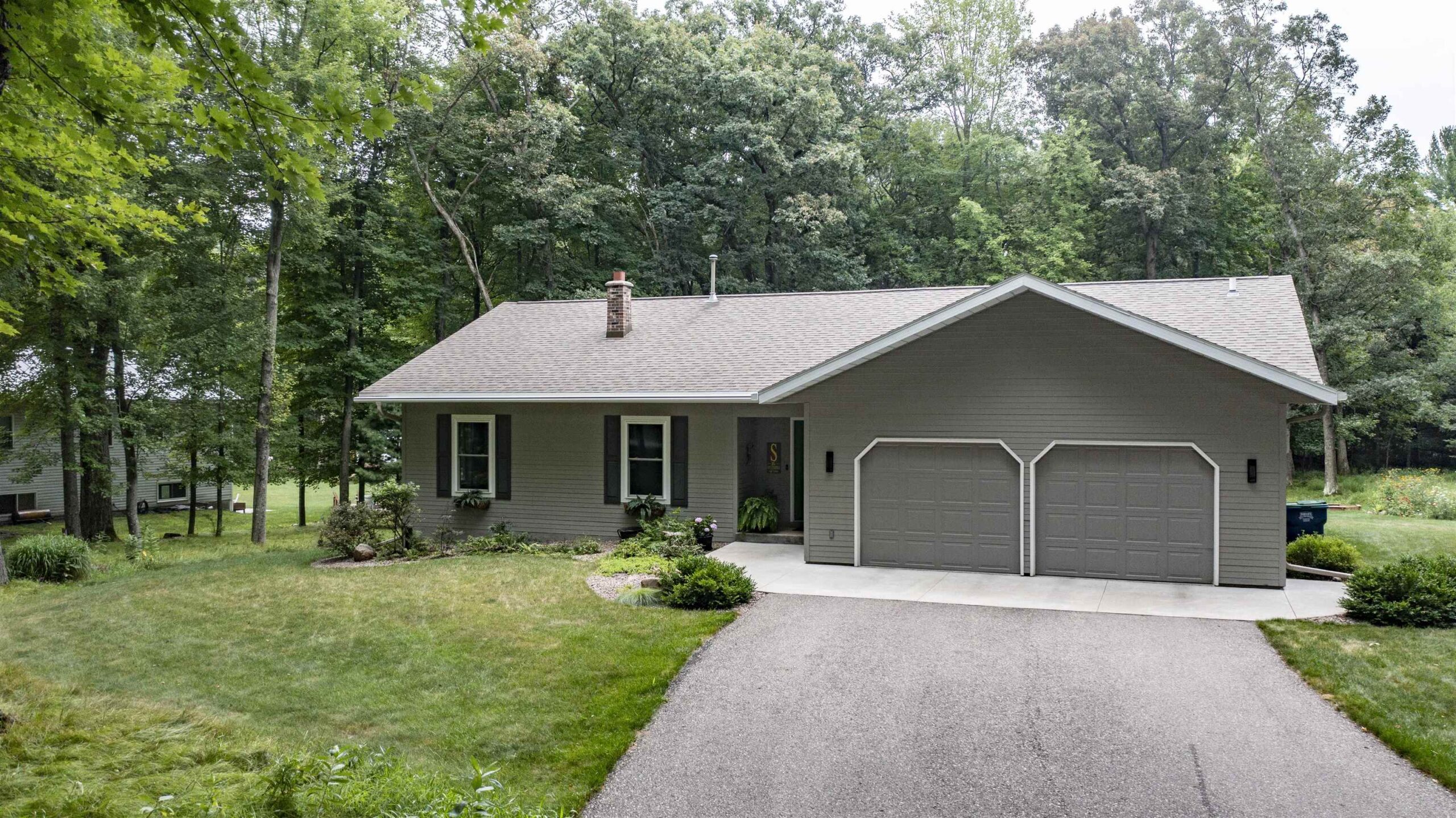 E1841 MELODY Lane property preview photograph