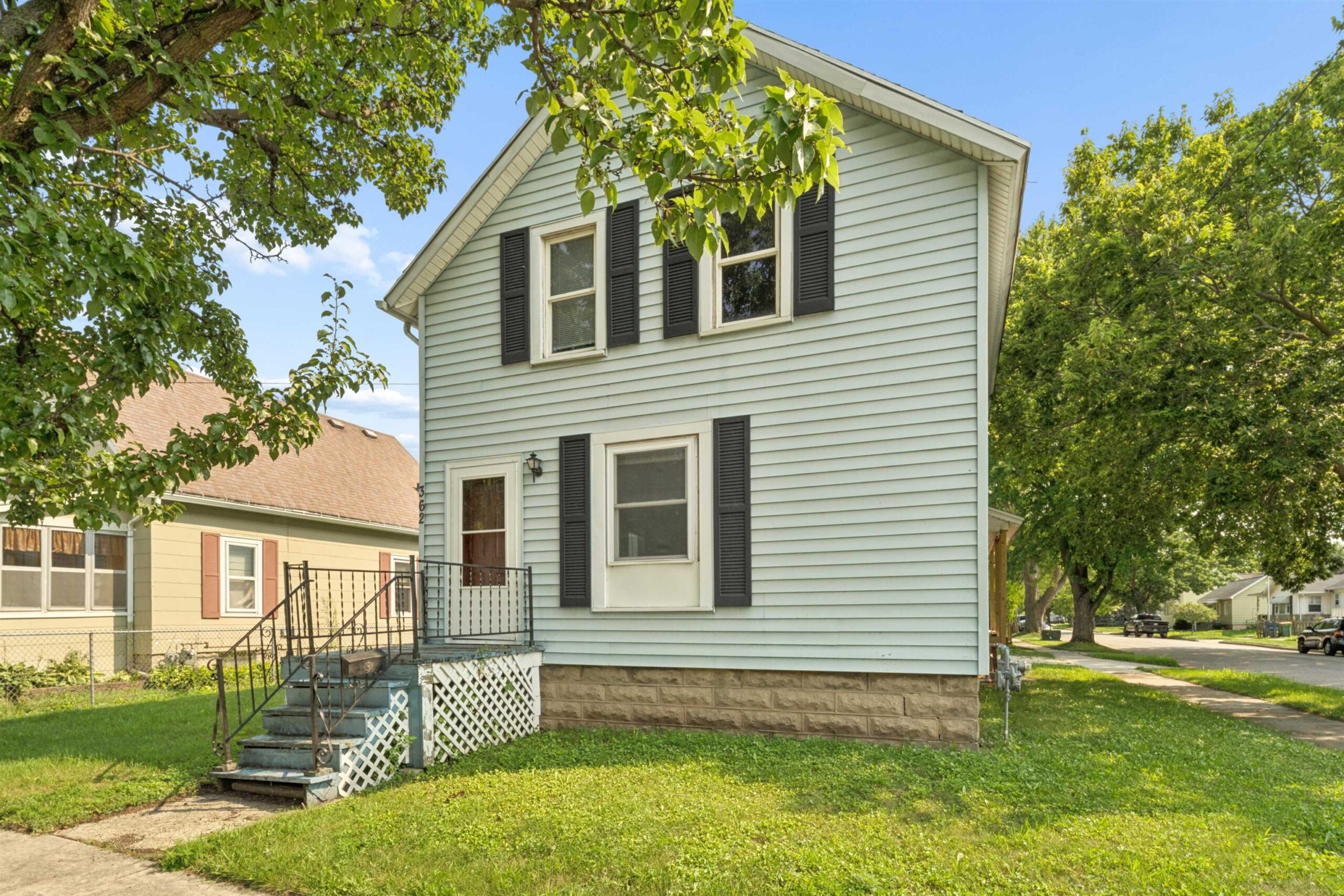 362 PORTAGE Street property preview photograph