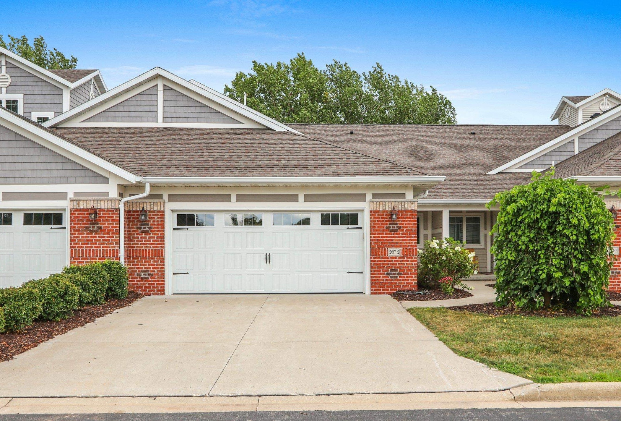 2617 BAY HARBOR Circle property preview photograph