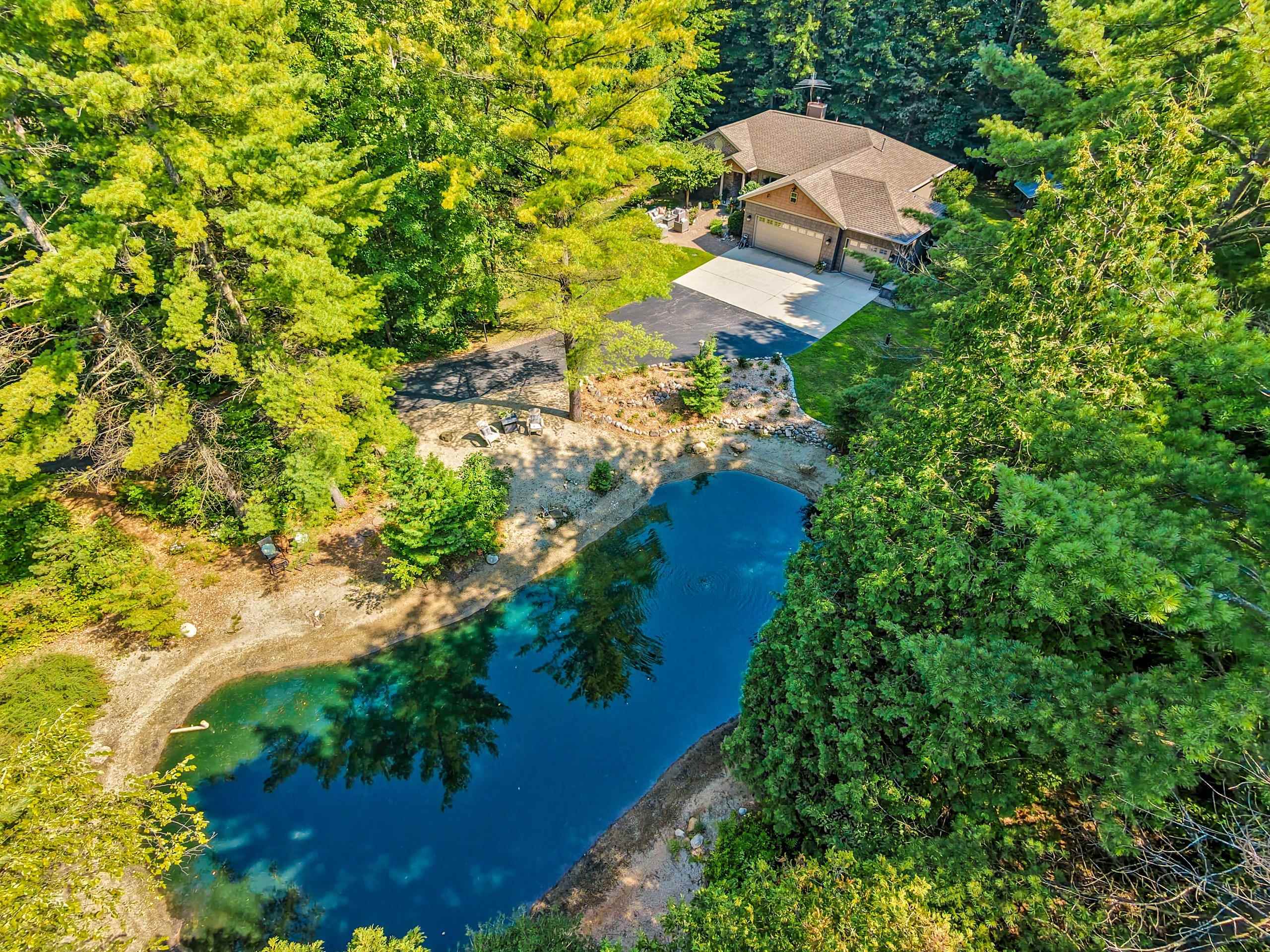 7190 SPRING LAKE Road property preview photograph