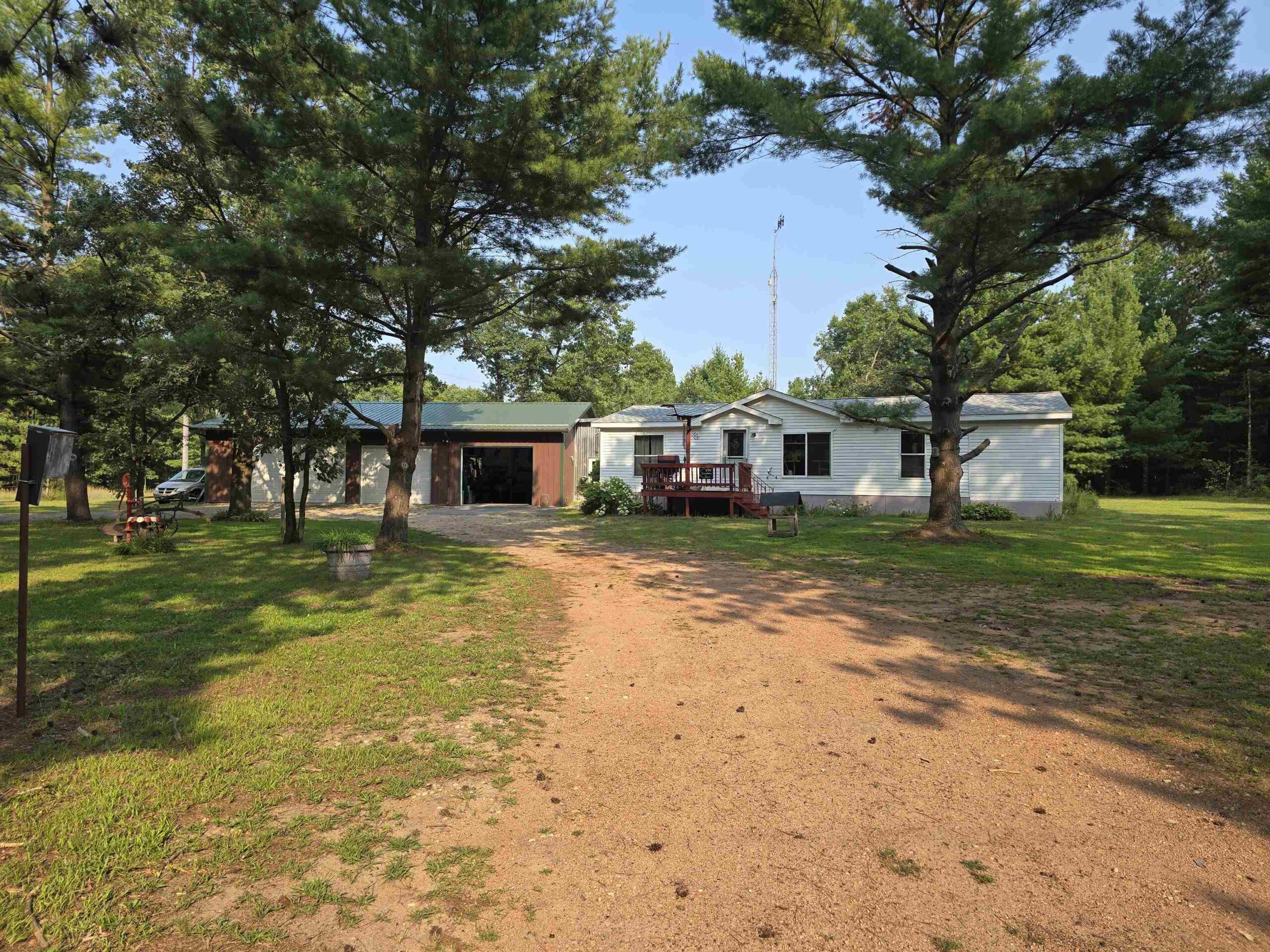 N4980 SAND LAKE Road property preview photograph