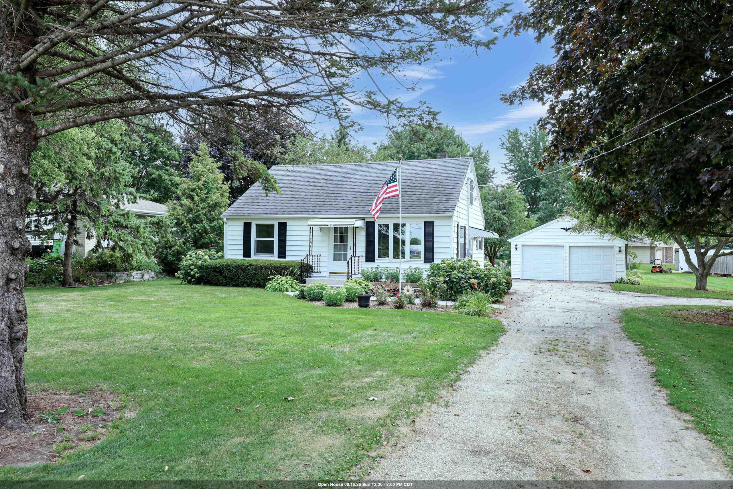 W6273 OLD HIGHWAY Road property preview photograph