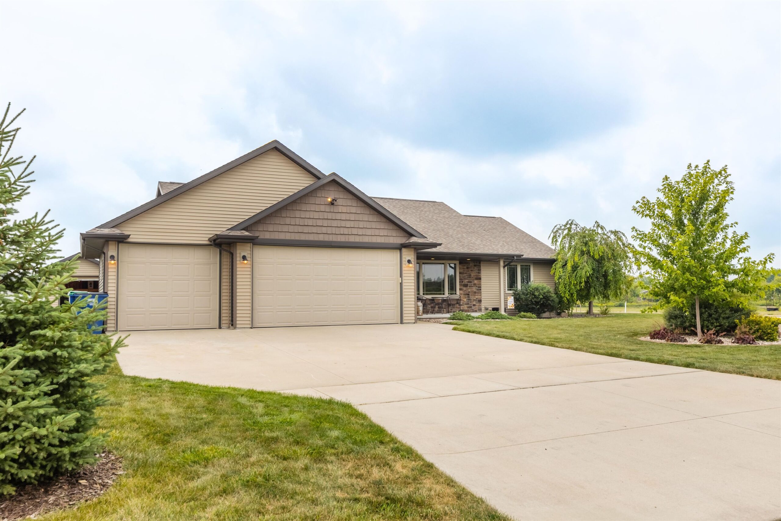 1139 PISCES Place property preview photograph