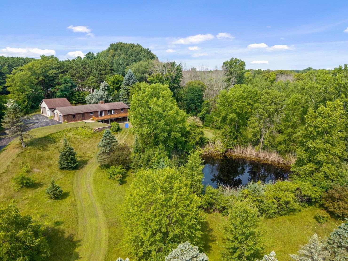 3747 STREAM Road property preview photograph