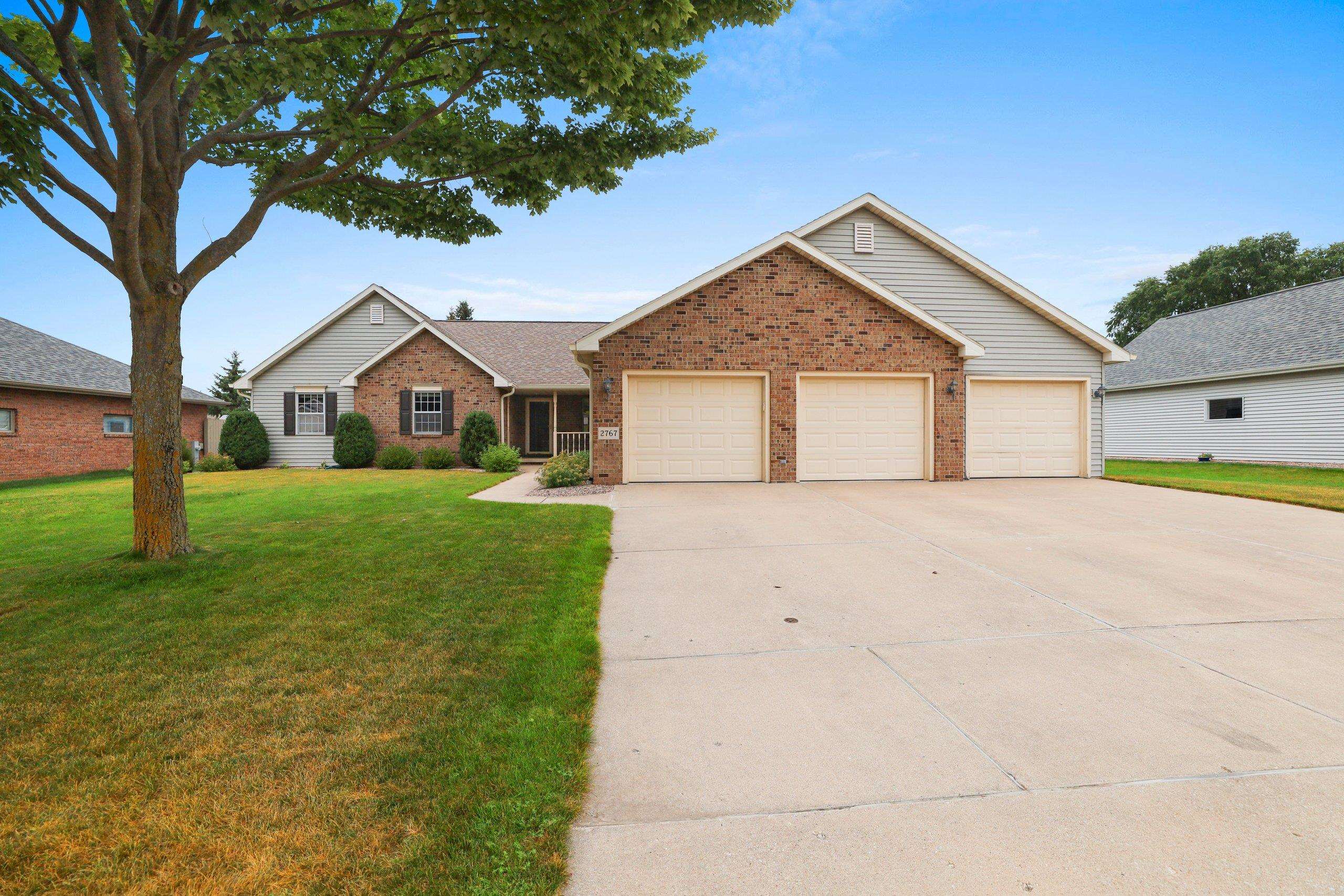 2767 ENGLEWOOD Road property preview photograph