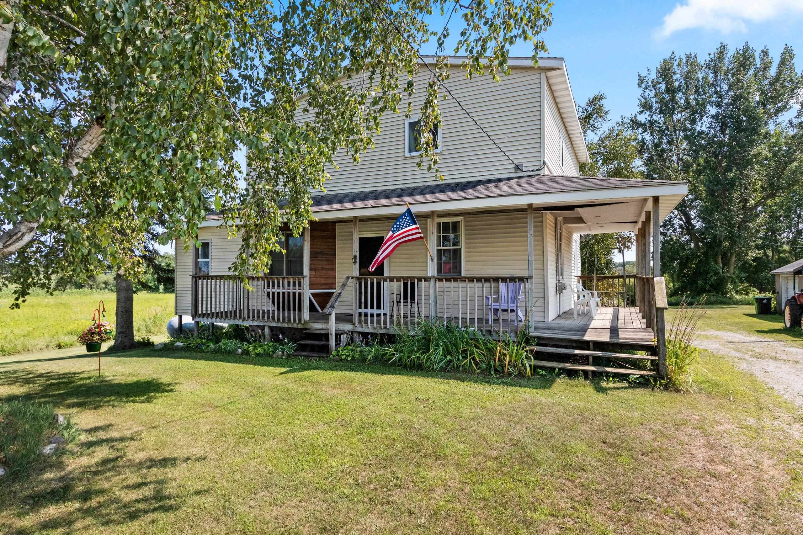 W525 TOWN LINE Road property preview photograph