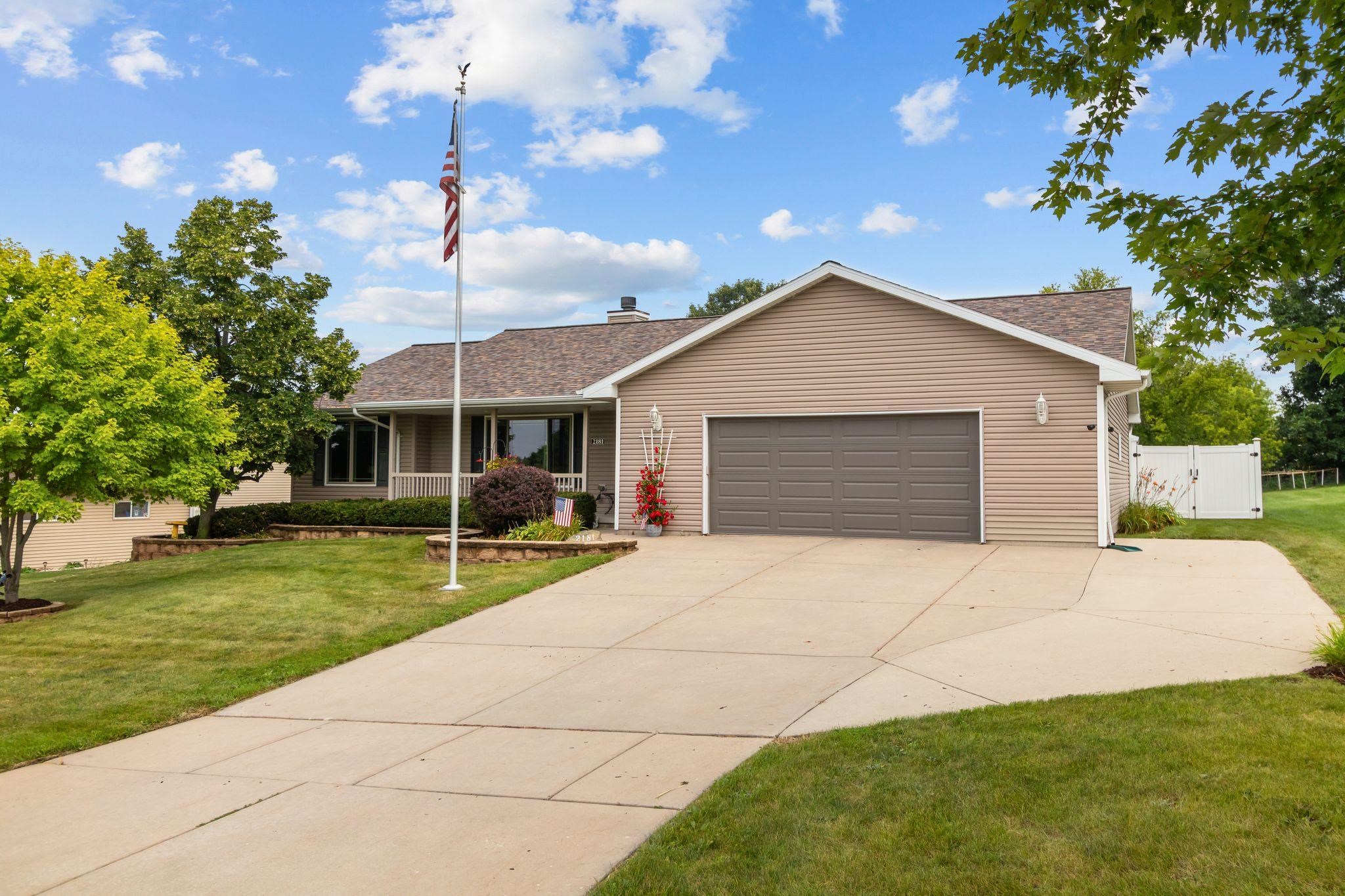 2181 BUFFLEHEAD Lane property preview photograph