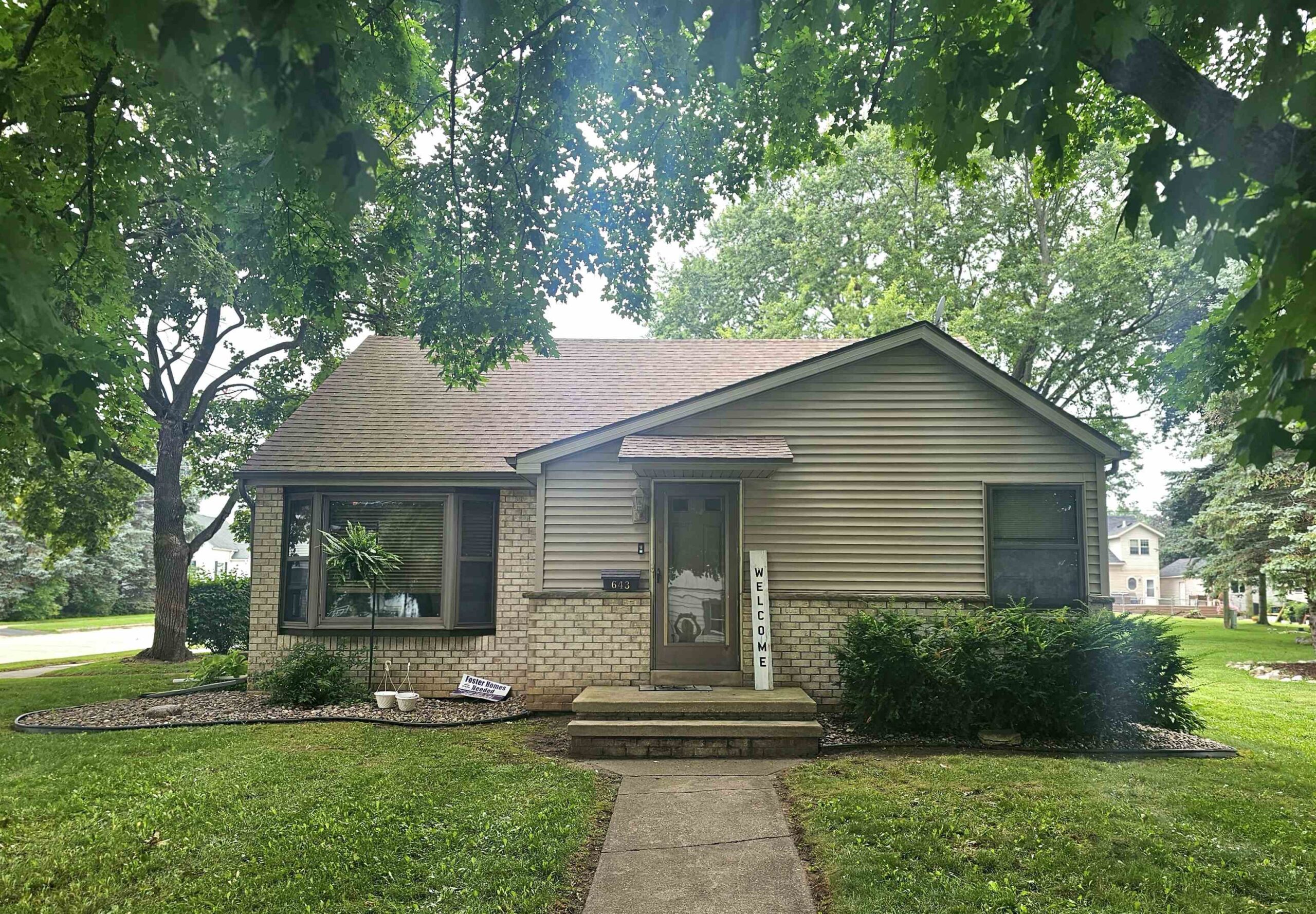 643 S MAIN Street property preview photograph