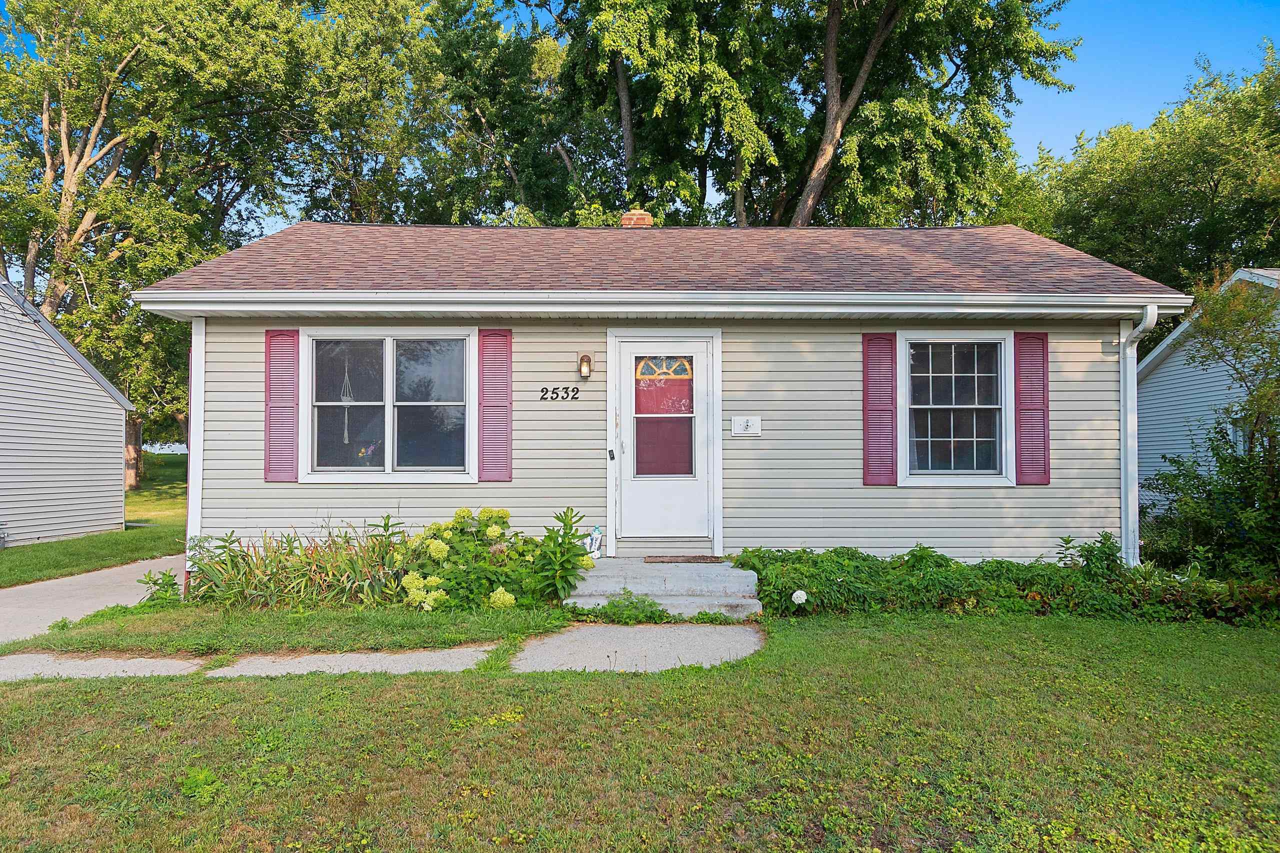 2532 LIBAL Street property preview photograph