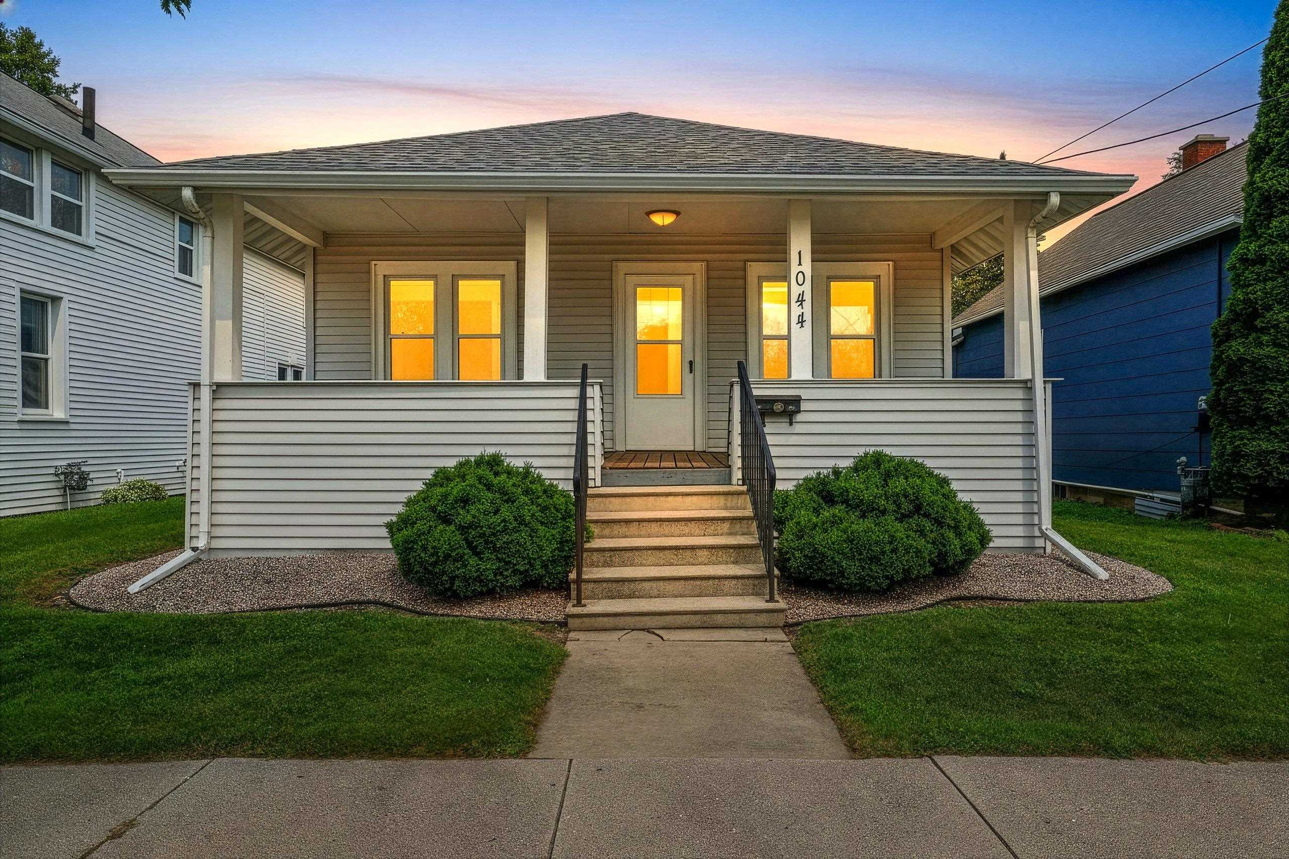 1044 CAROLINE Street property preview photograph