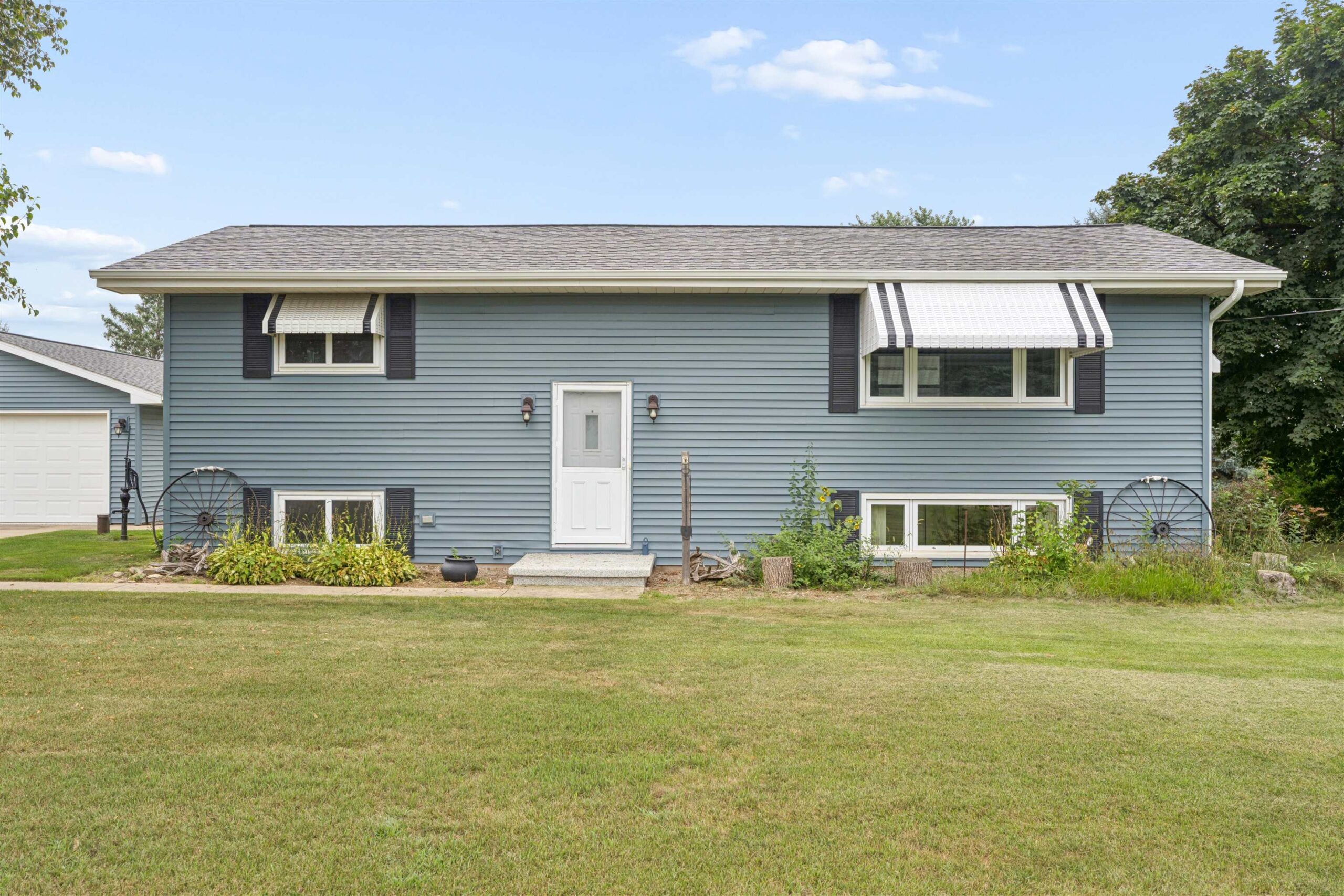 N2580 COUNTY ROAD A property preview photograph