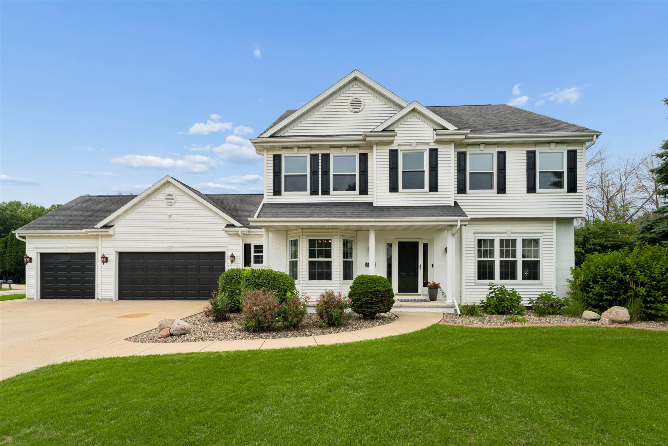 2809 PINE RIDGE Road property preview photograph
