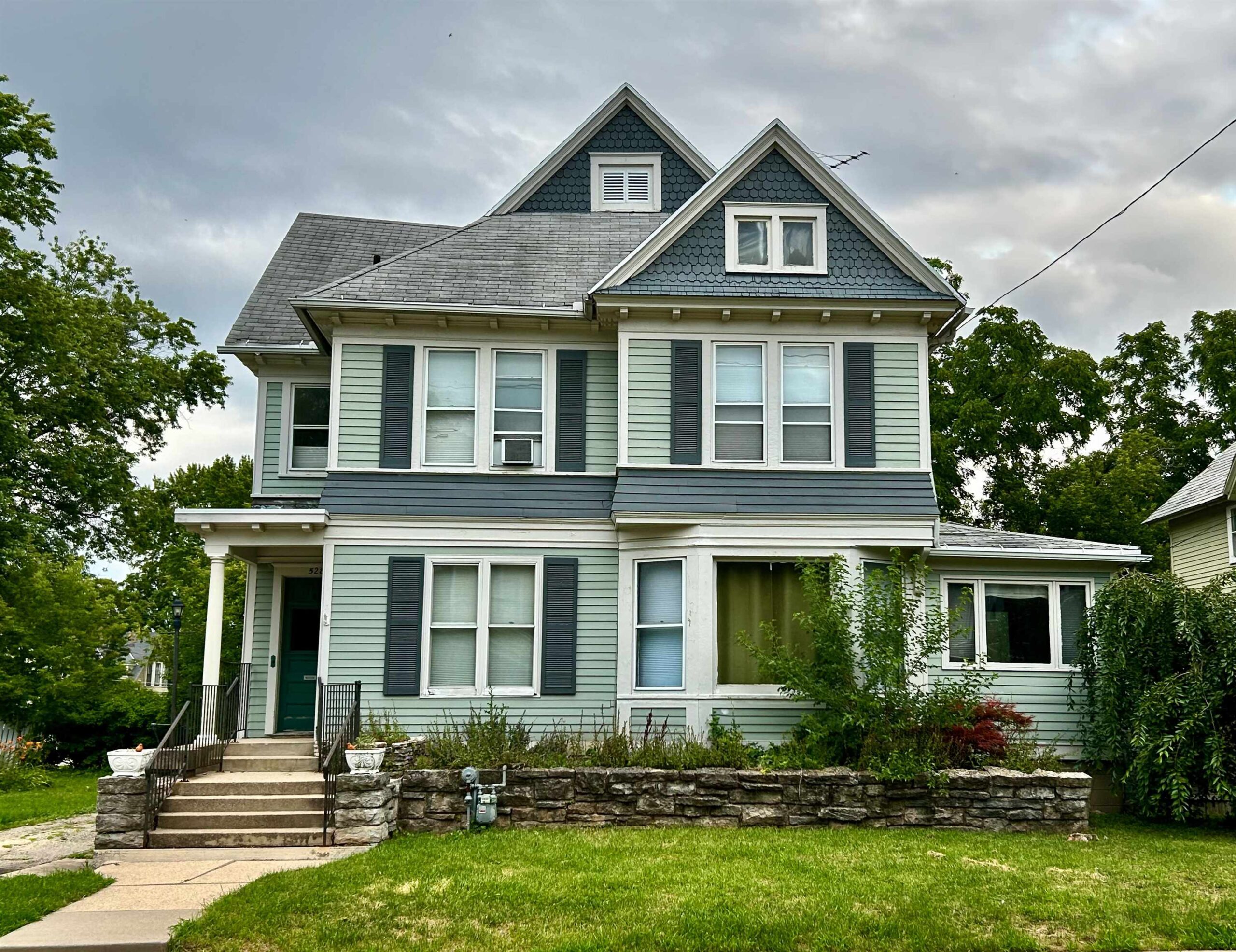 528 MT VERNON Street property preview photograph