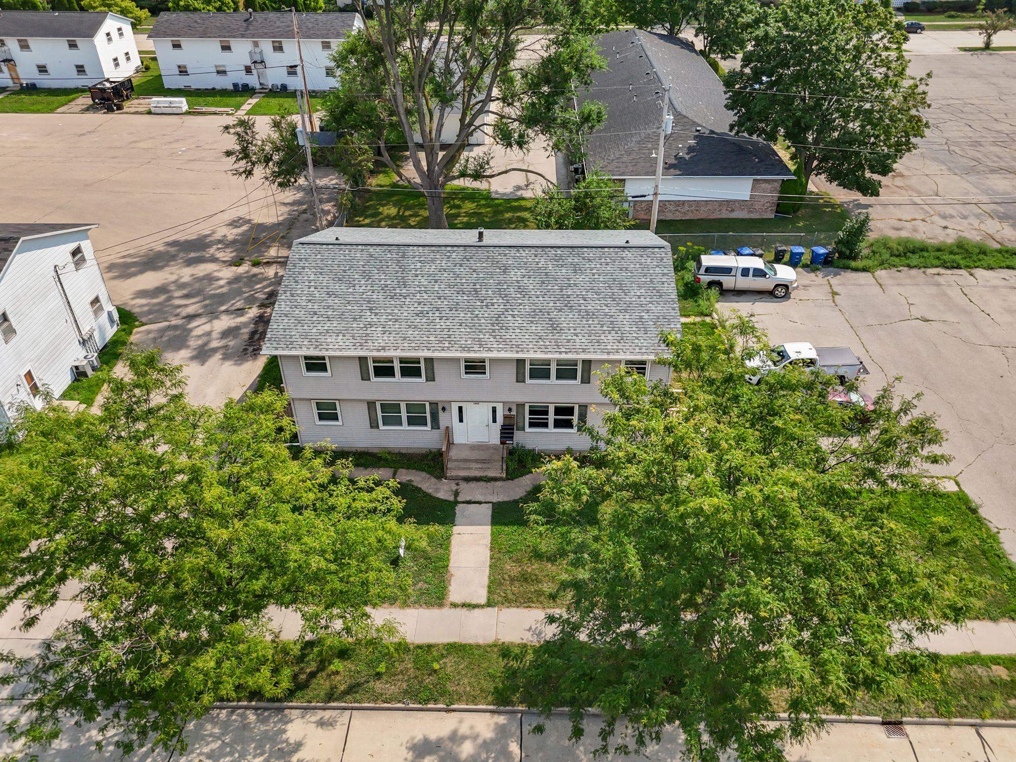1842 EVANS Street property preview photograph