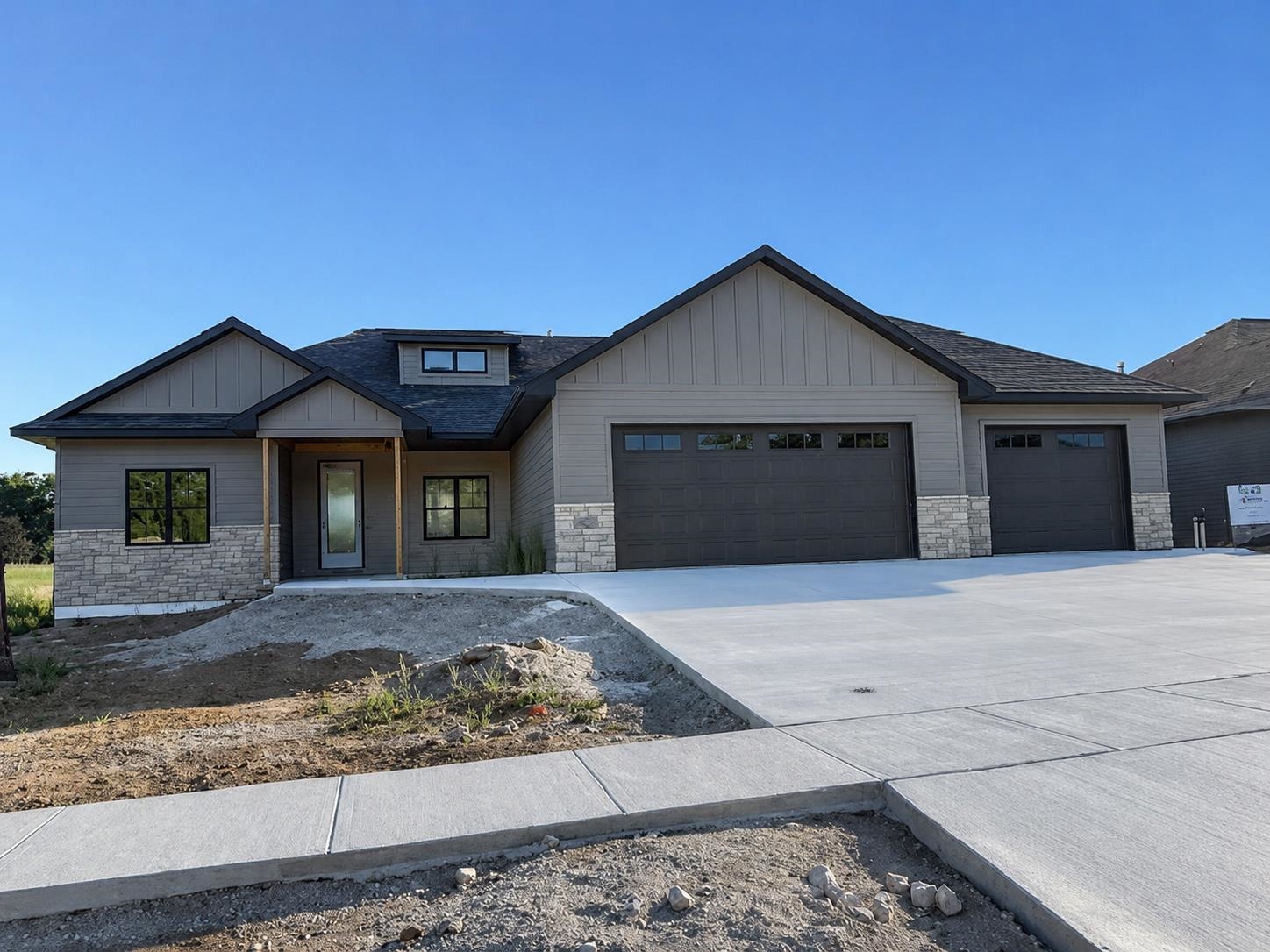 4933 BIG SKY Pass property preview photograph