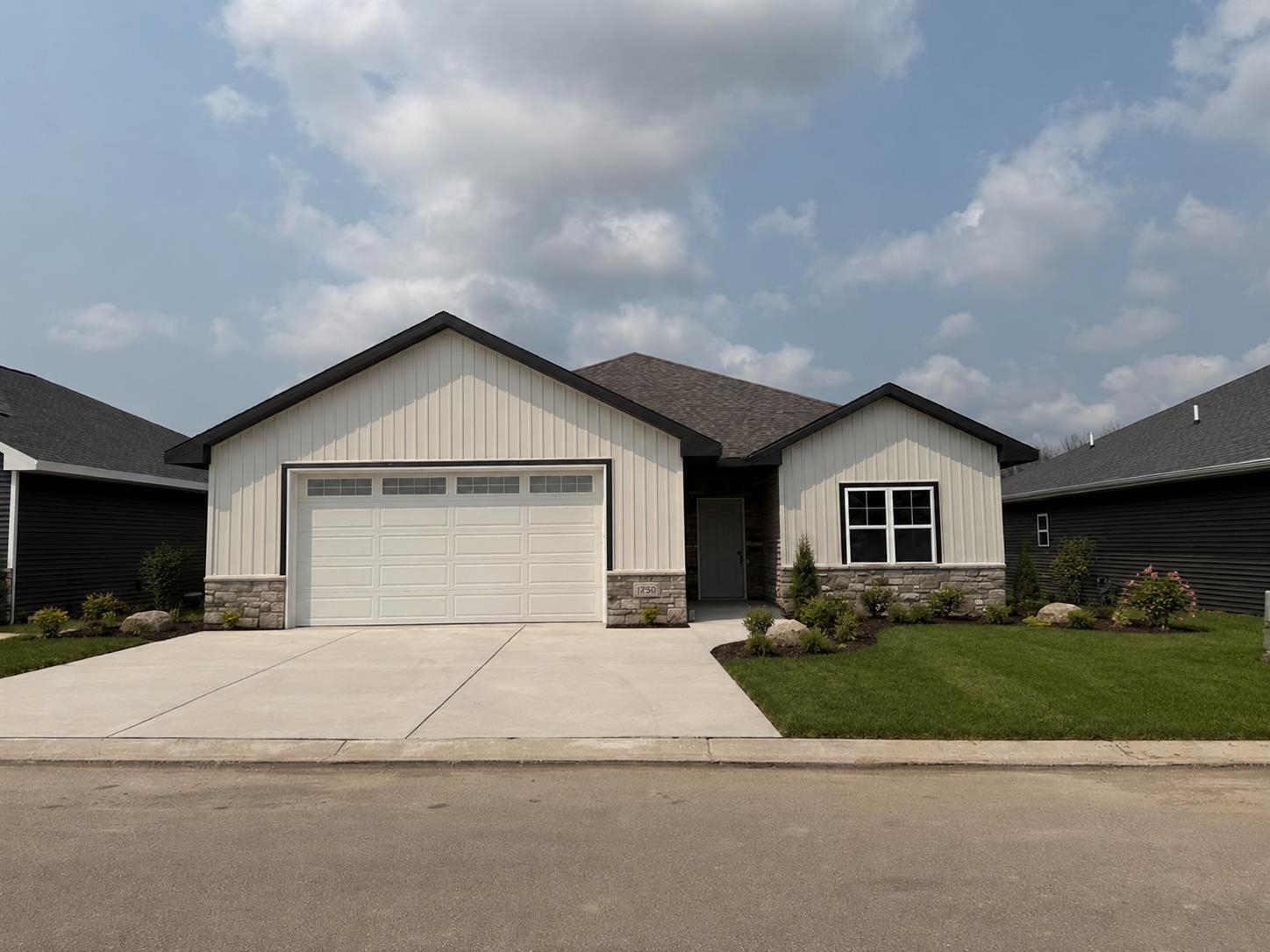 1259 AUTUMN FIELD Lane property preview photograph