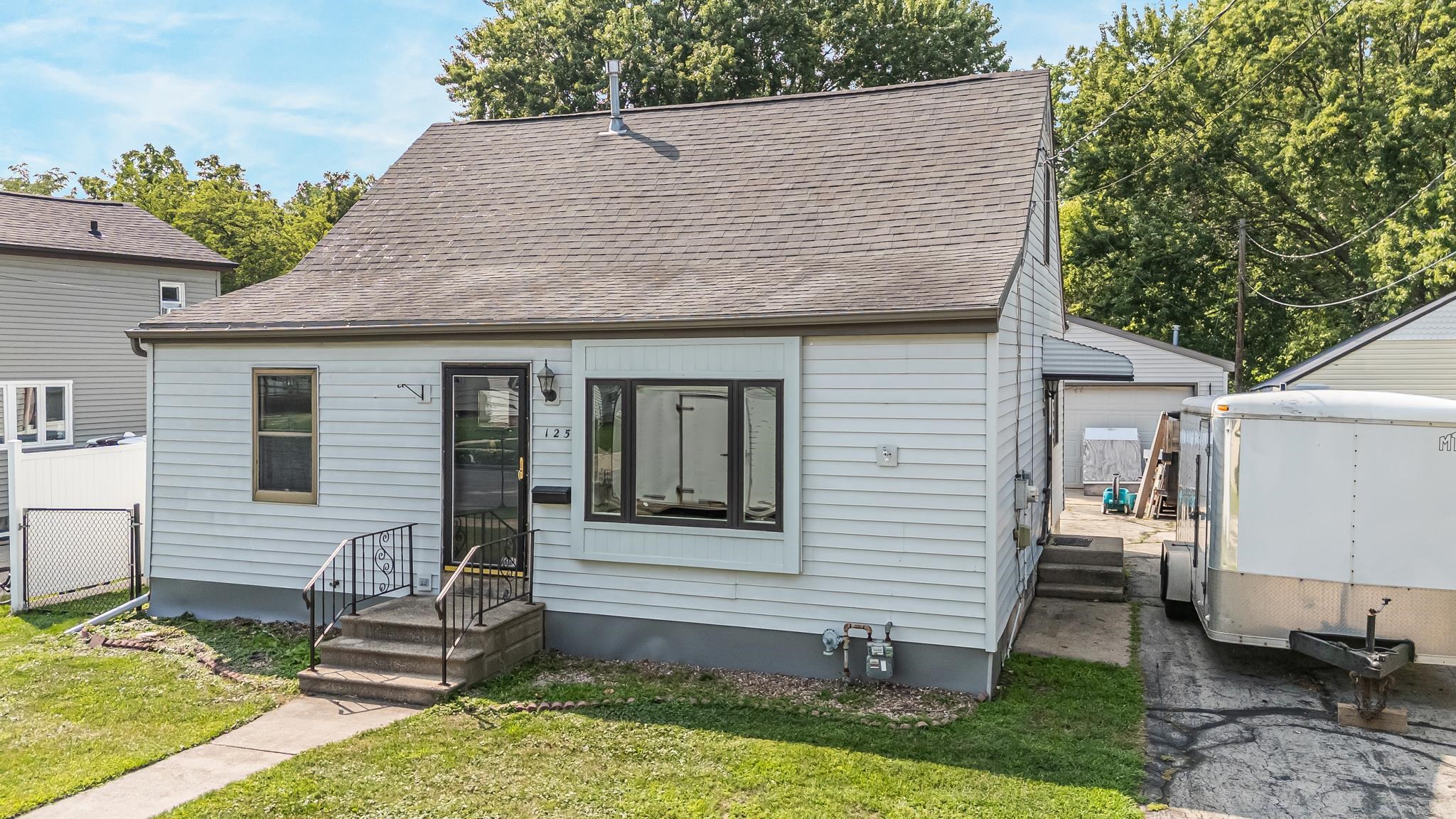 125 MAYER Street property preview photograph