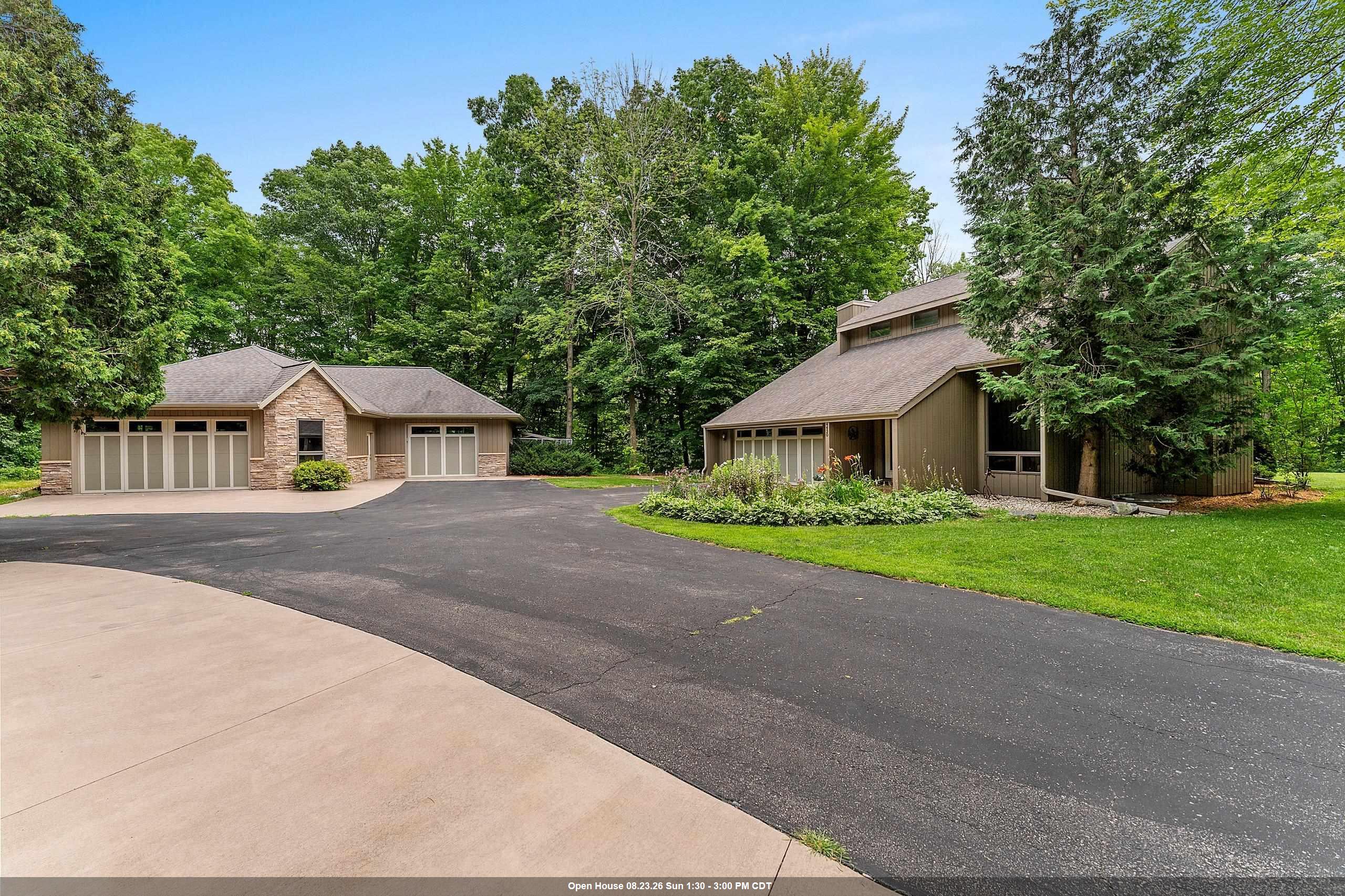 4430 COUNTRY AIRE Court property preview photograph