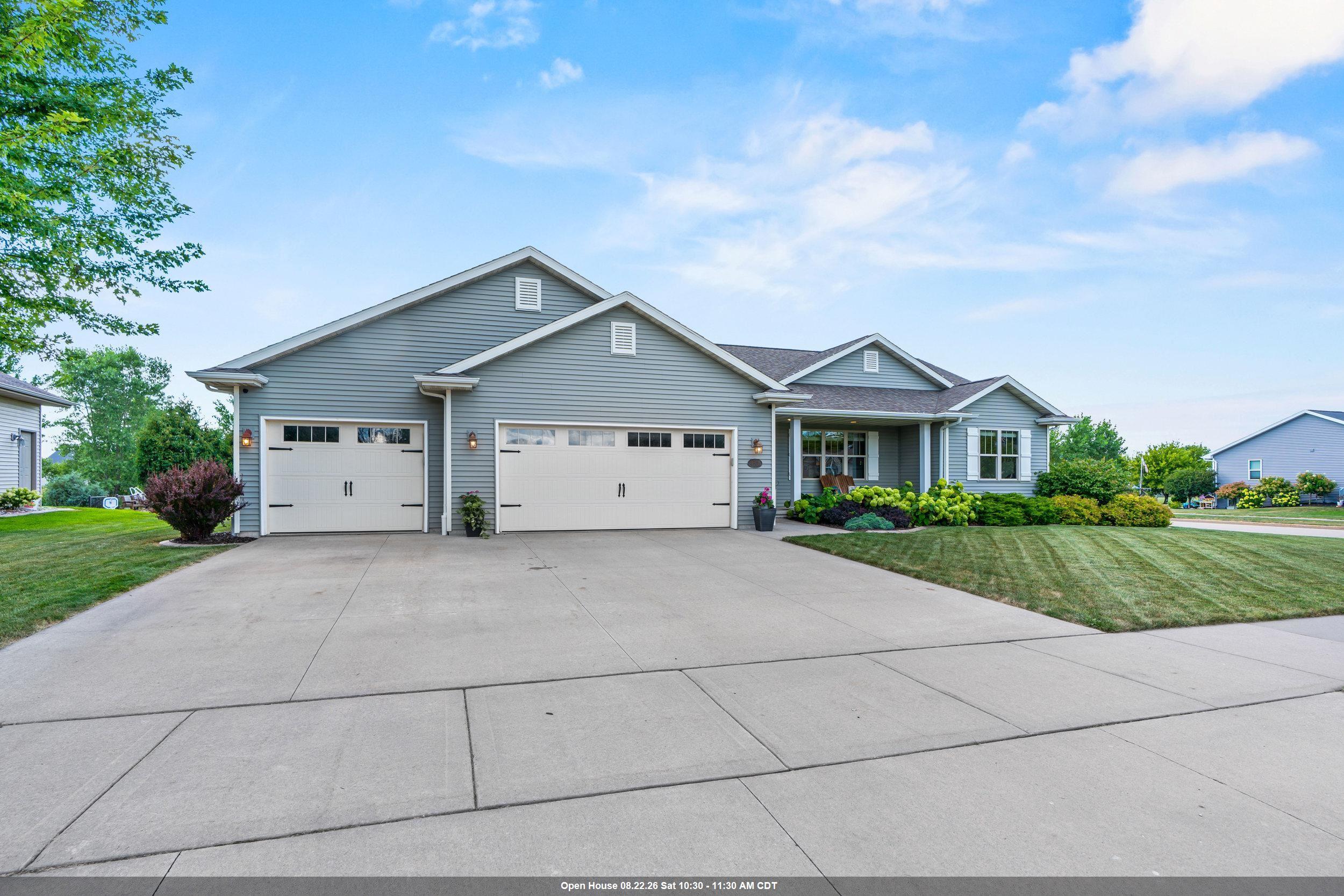 4301 FIELDCREST Drive property preview photograph