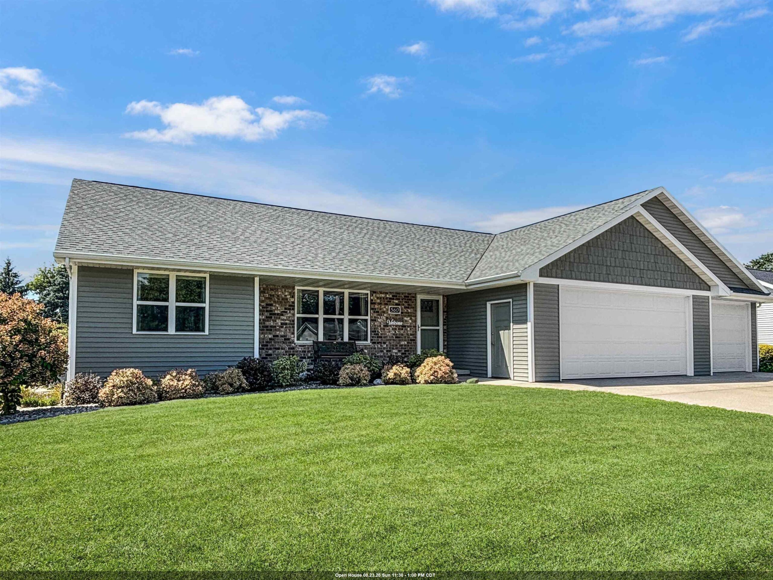 560 SUPERIOR Road property preview photograph