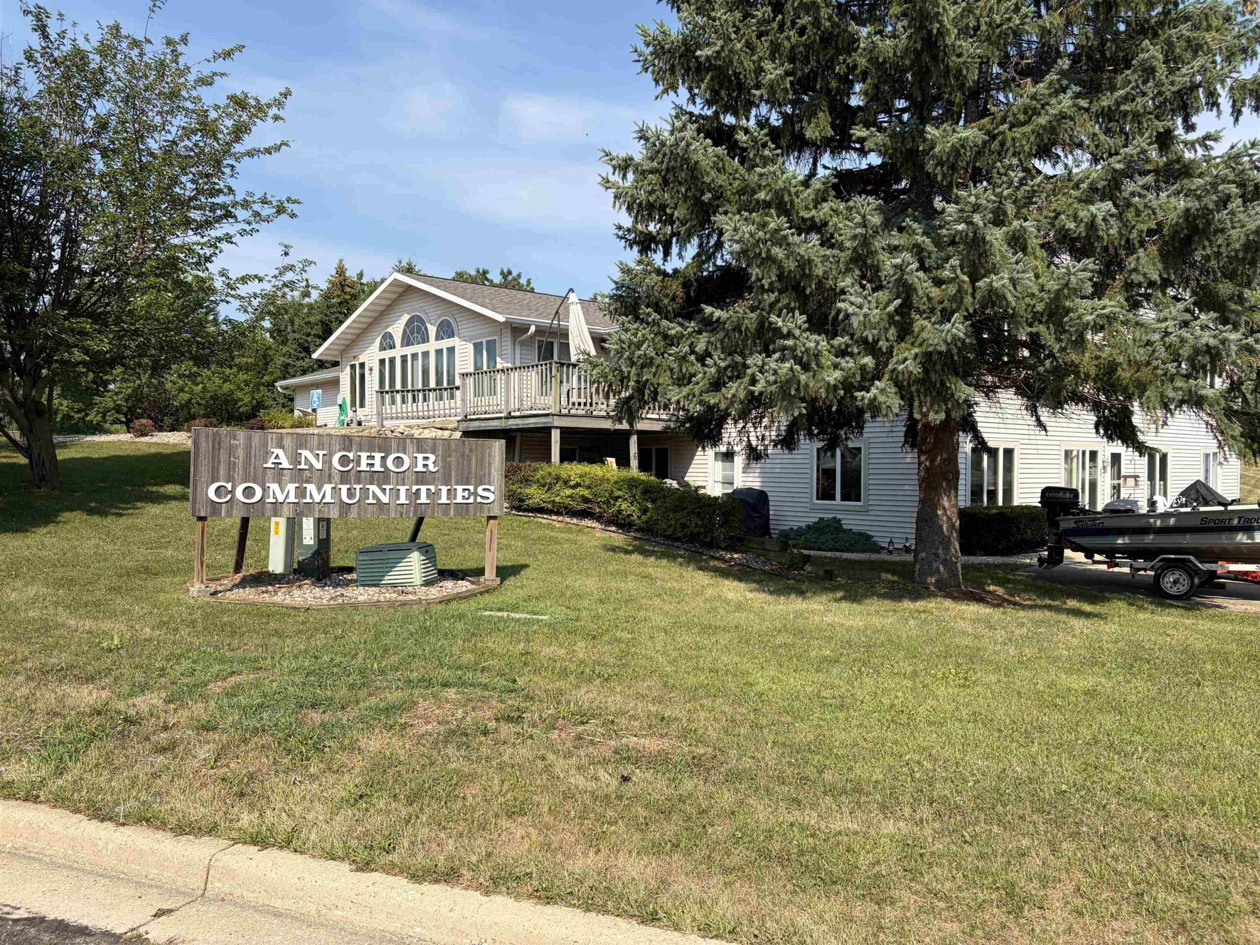 209 FOREST Street property preview photograph