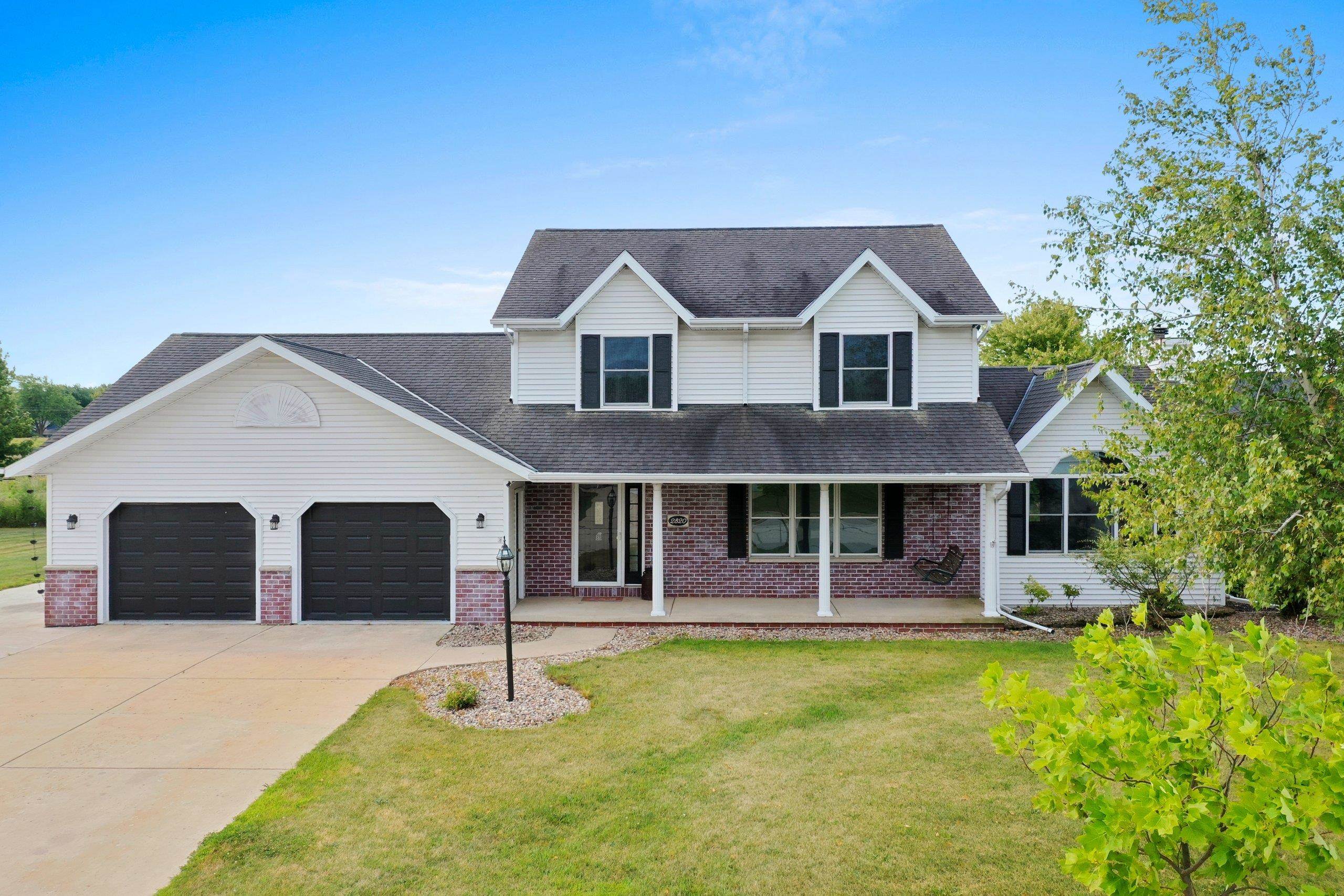 2820 BLUE SPRUCE Drive property preview photograph