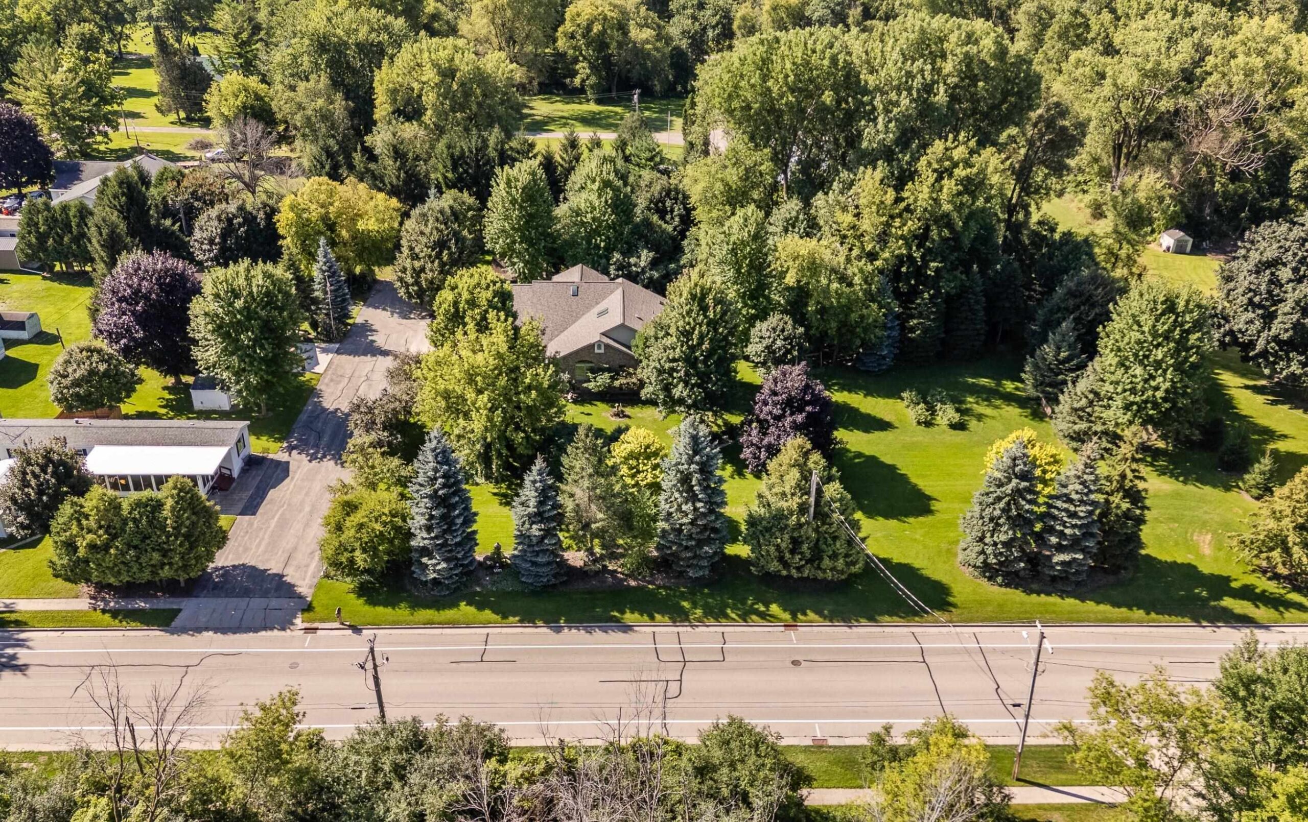 223 WOODLAND Drive property preview photograph