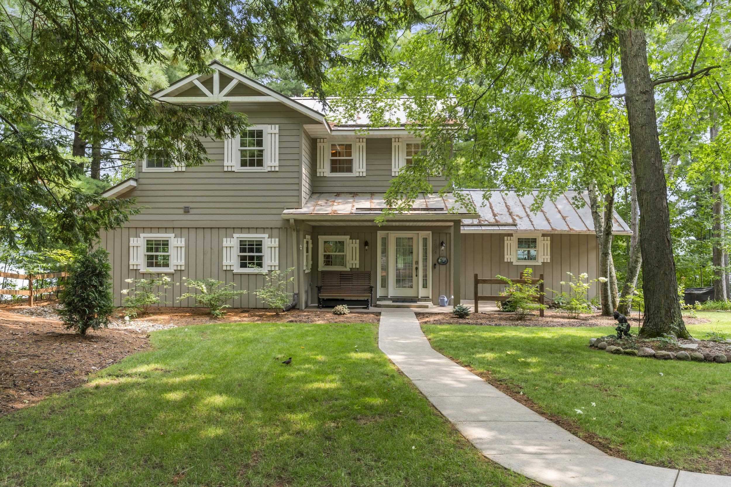 N2884 RAINBOW Drive property preview photograph
