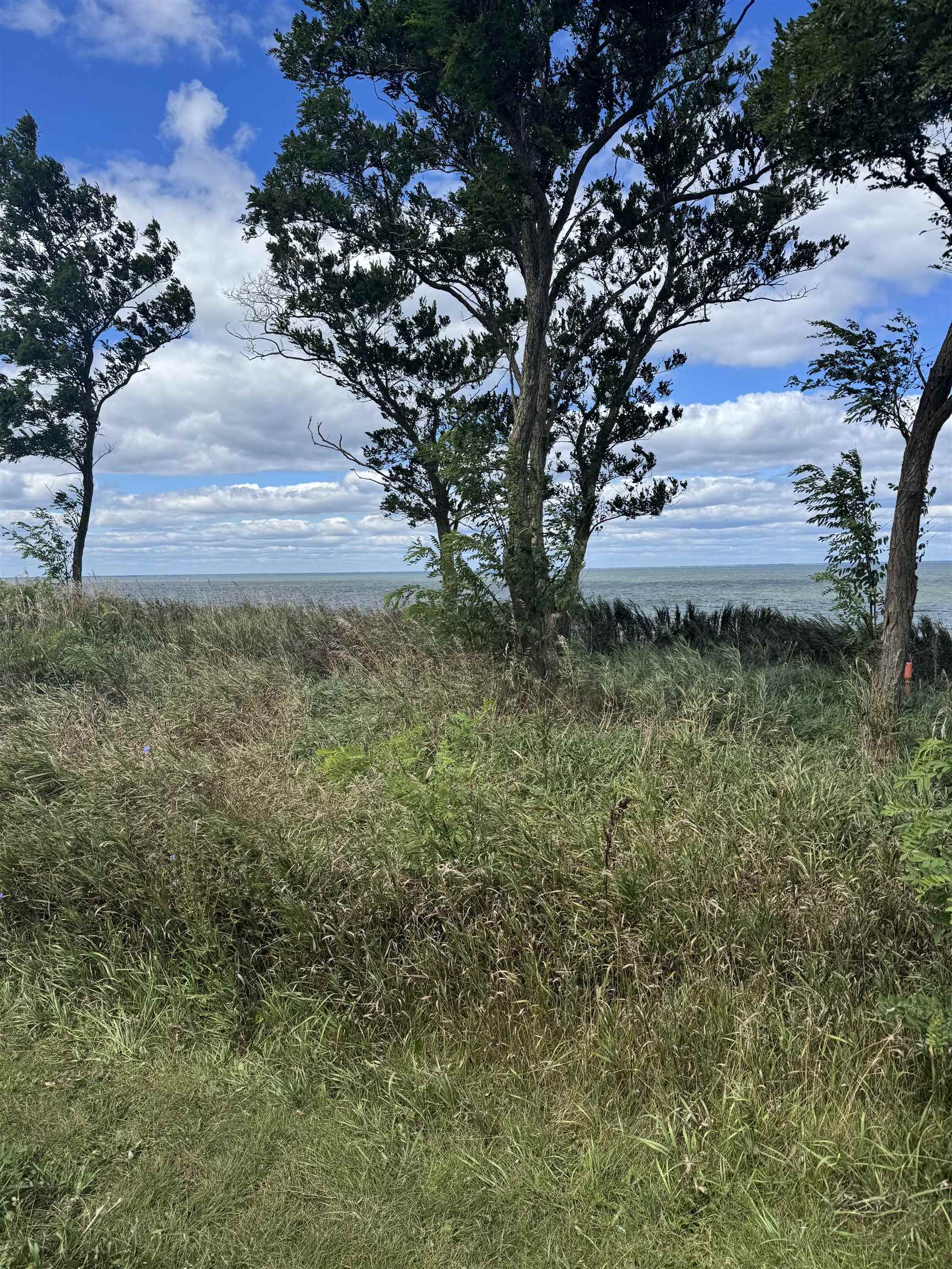 DEBROUX property preview photograph