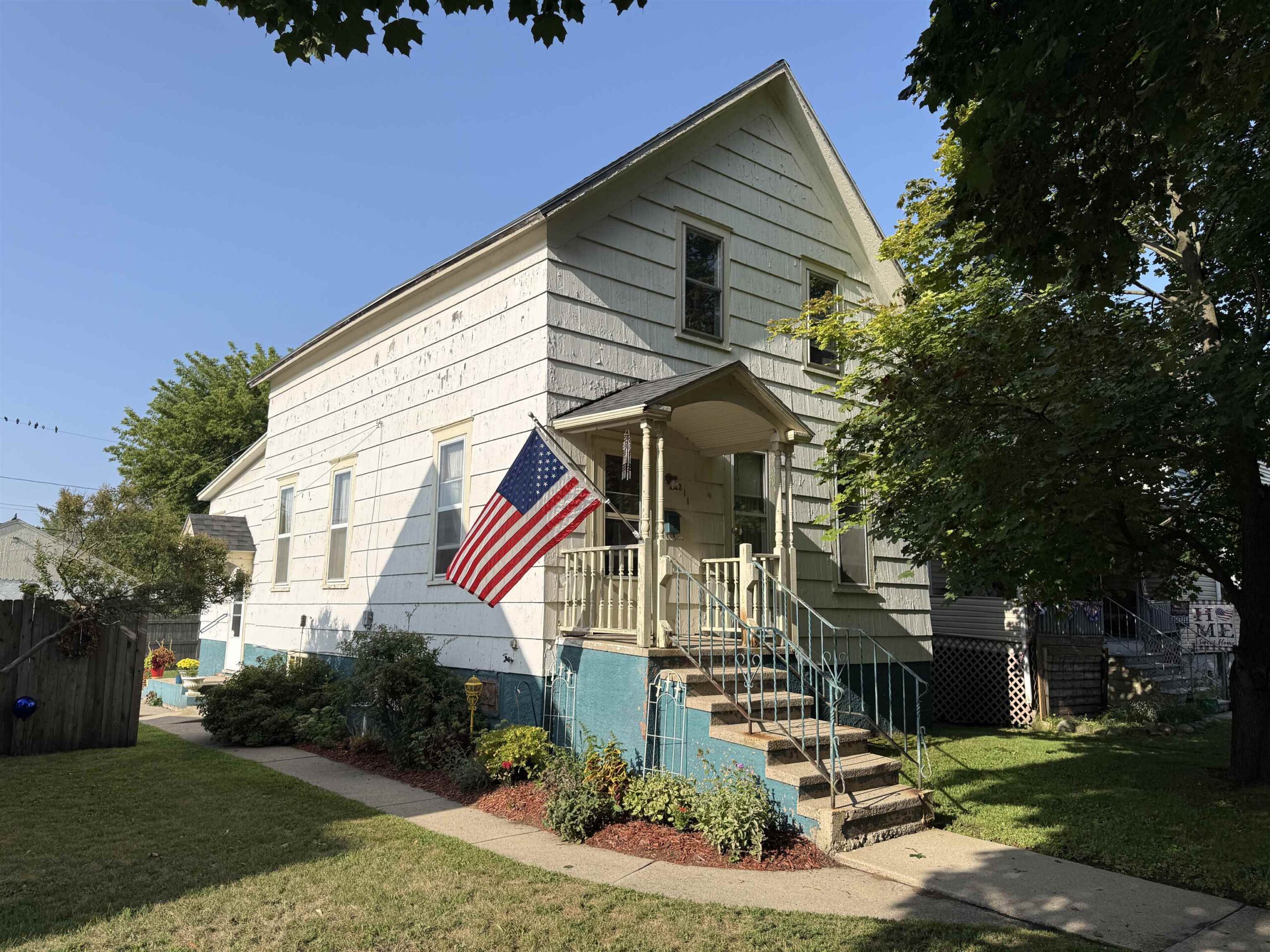 311 TERRACE Avenue property preview photograph