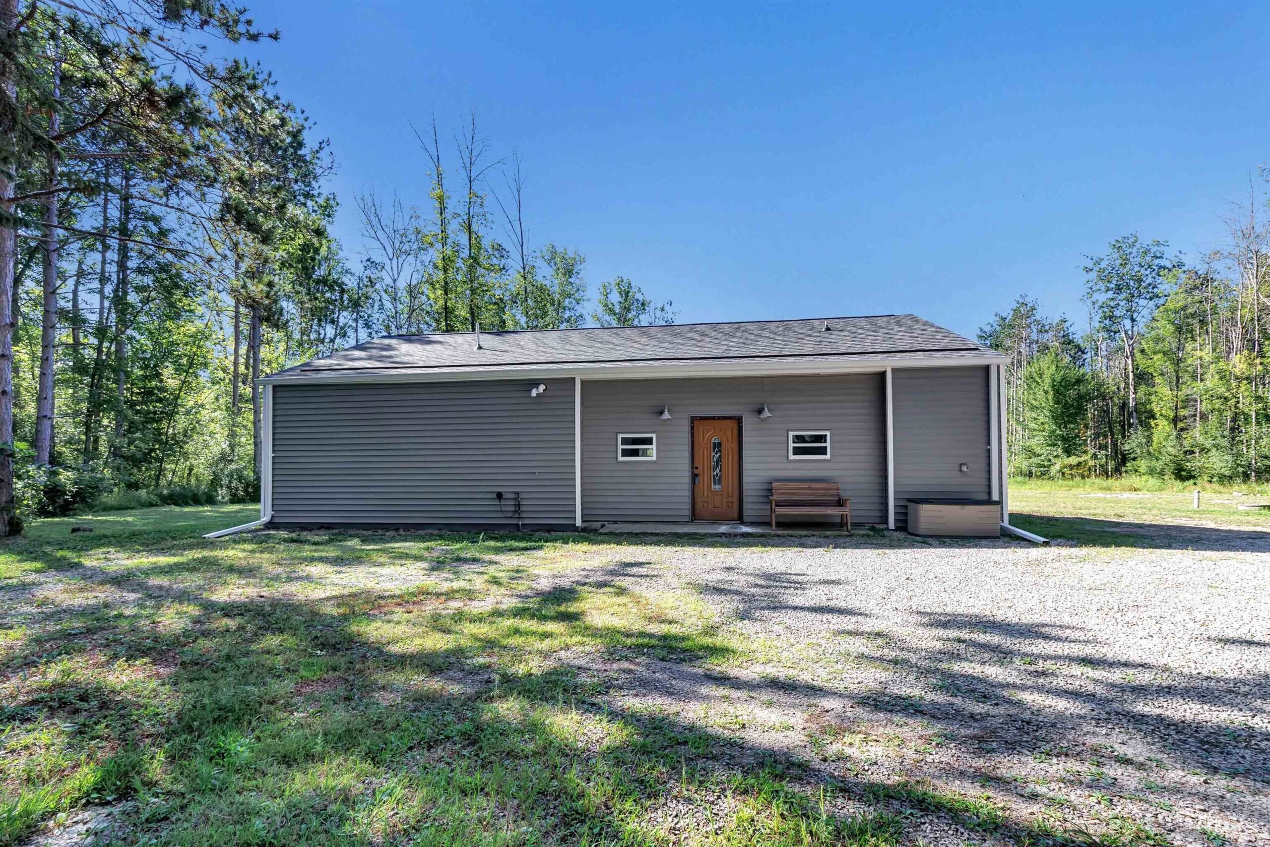 3841 SAMPSON Road property preview photograph