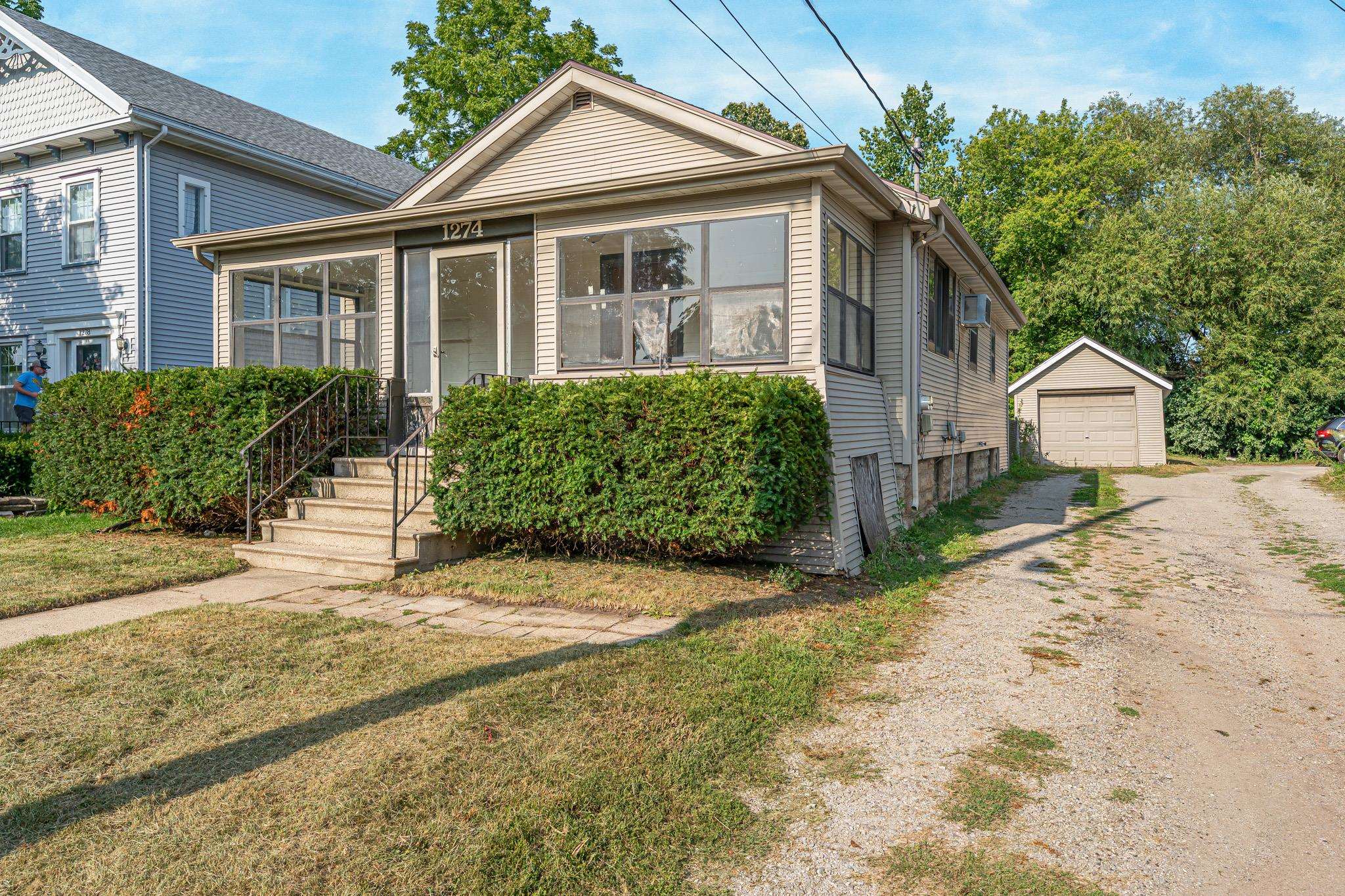 1274 ELMWOOD Street property preview photograph