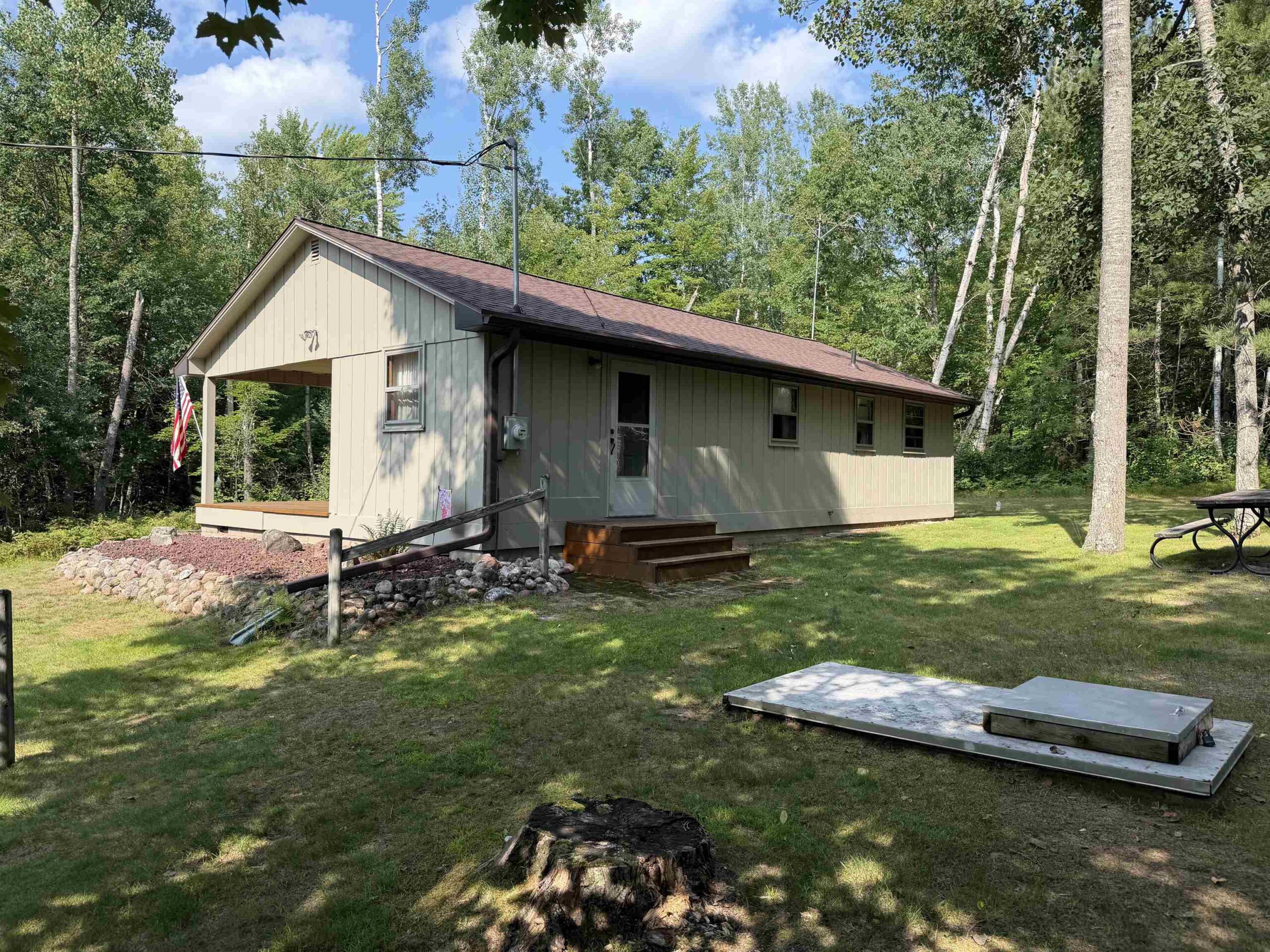 17151 ARCHIBALD LAKE Road property preview photograph