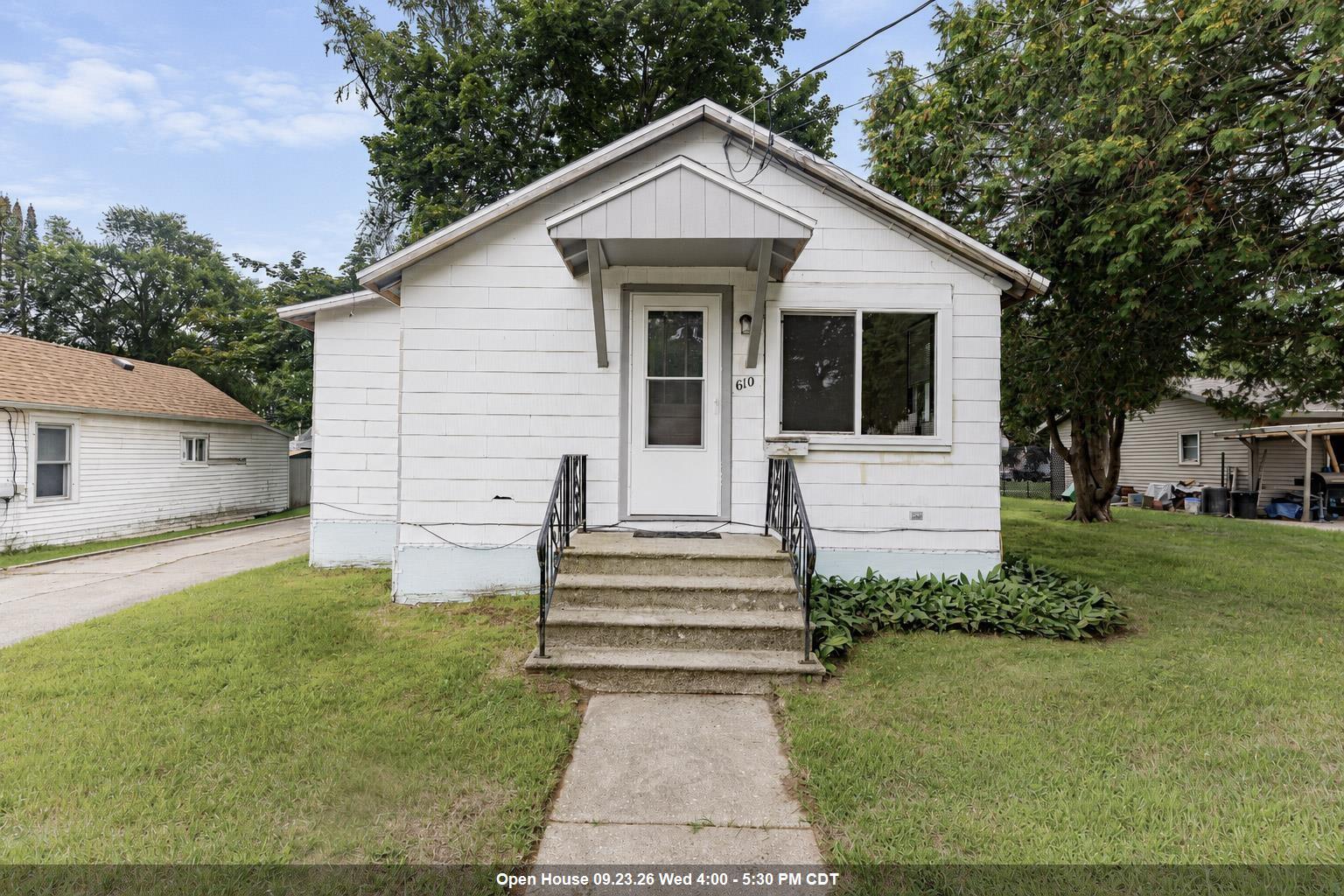 610 E SCHURZ Street property preview photograph