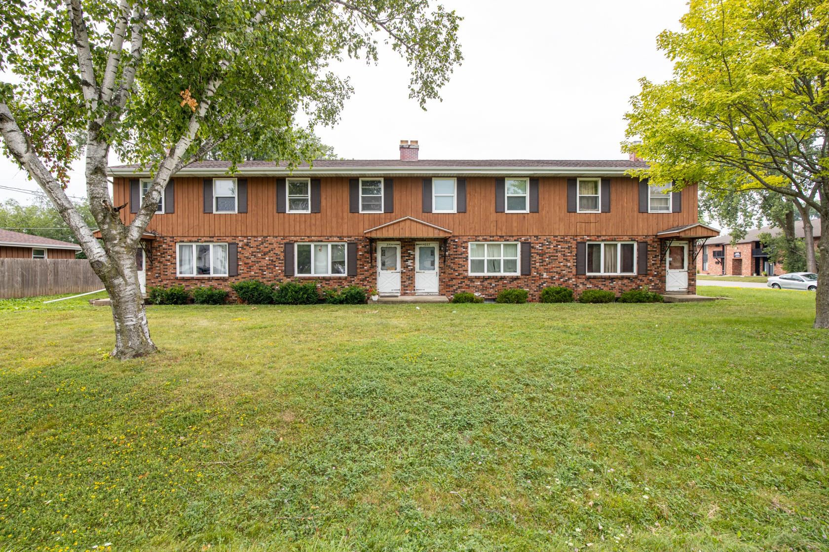 2414 HONEY LOU Court property preview photograph