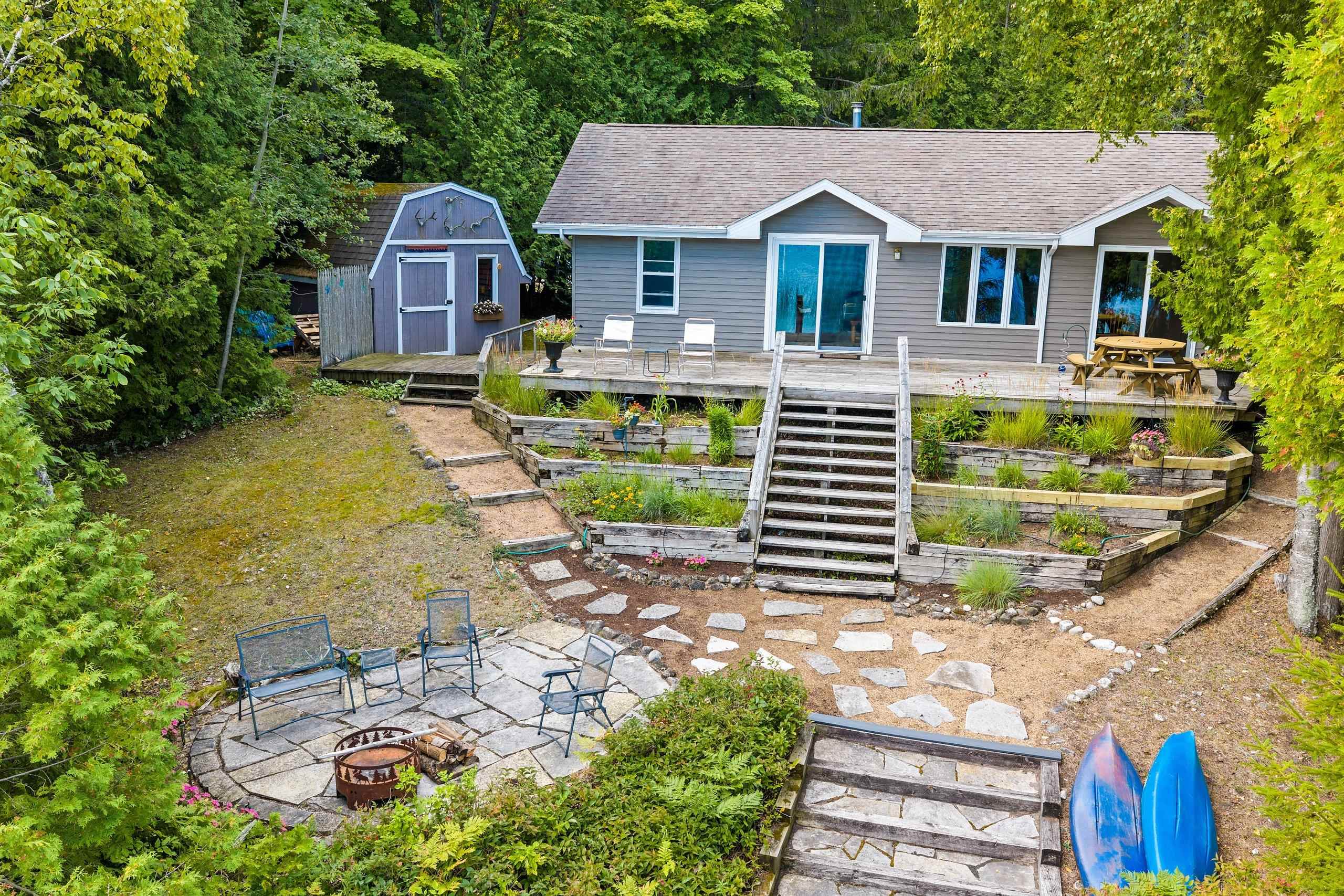 5526 BUTTS Road property preview photograph