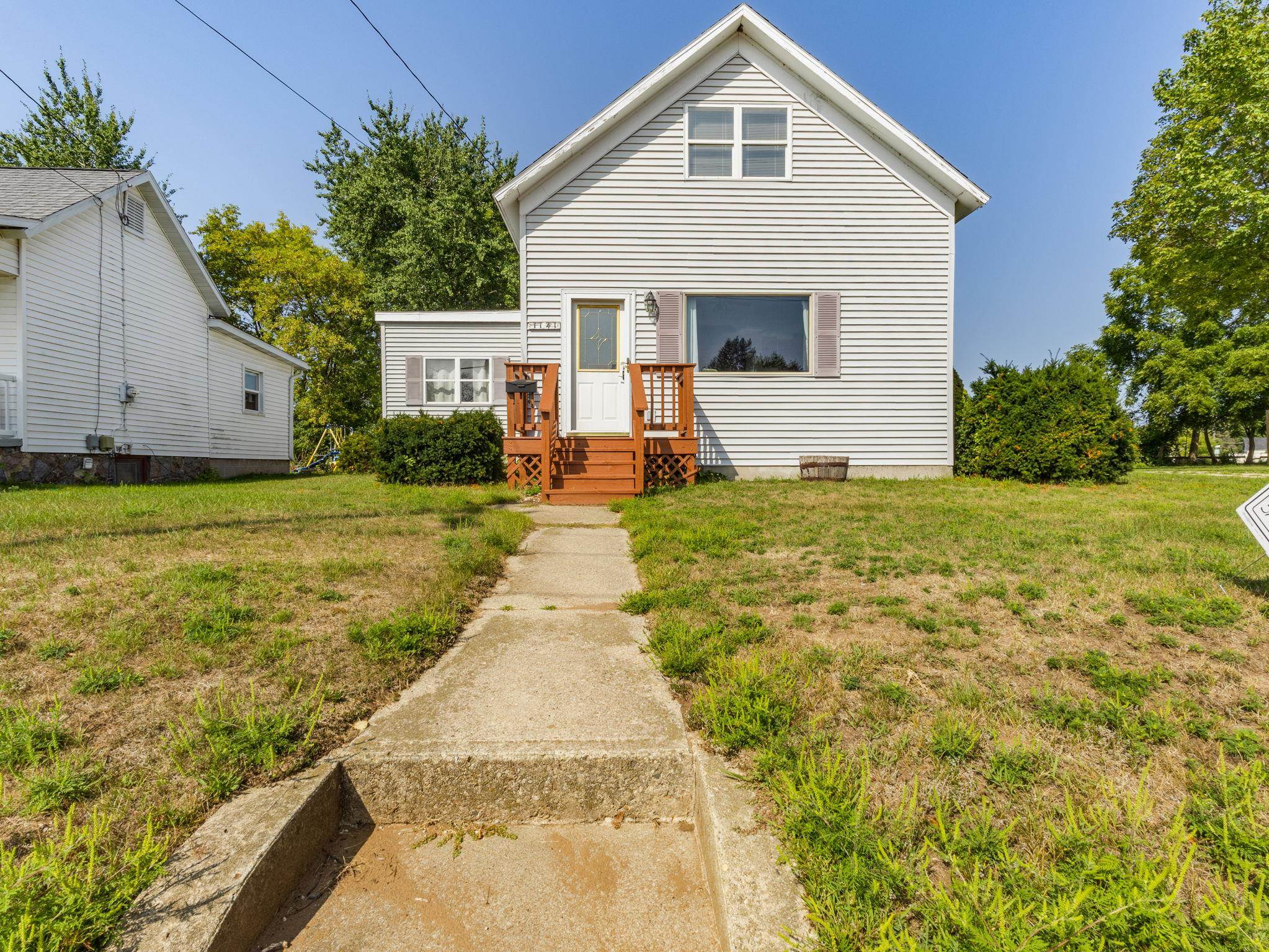 1141 STATE Street property preview photograph