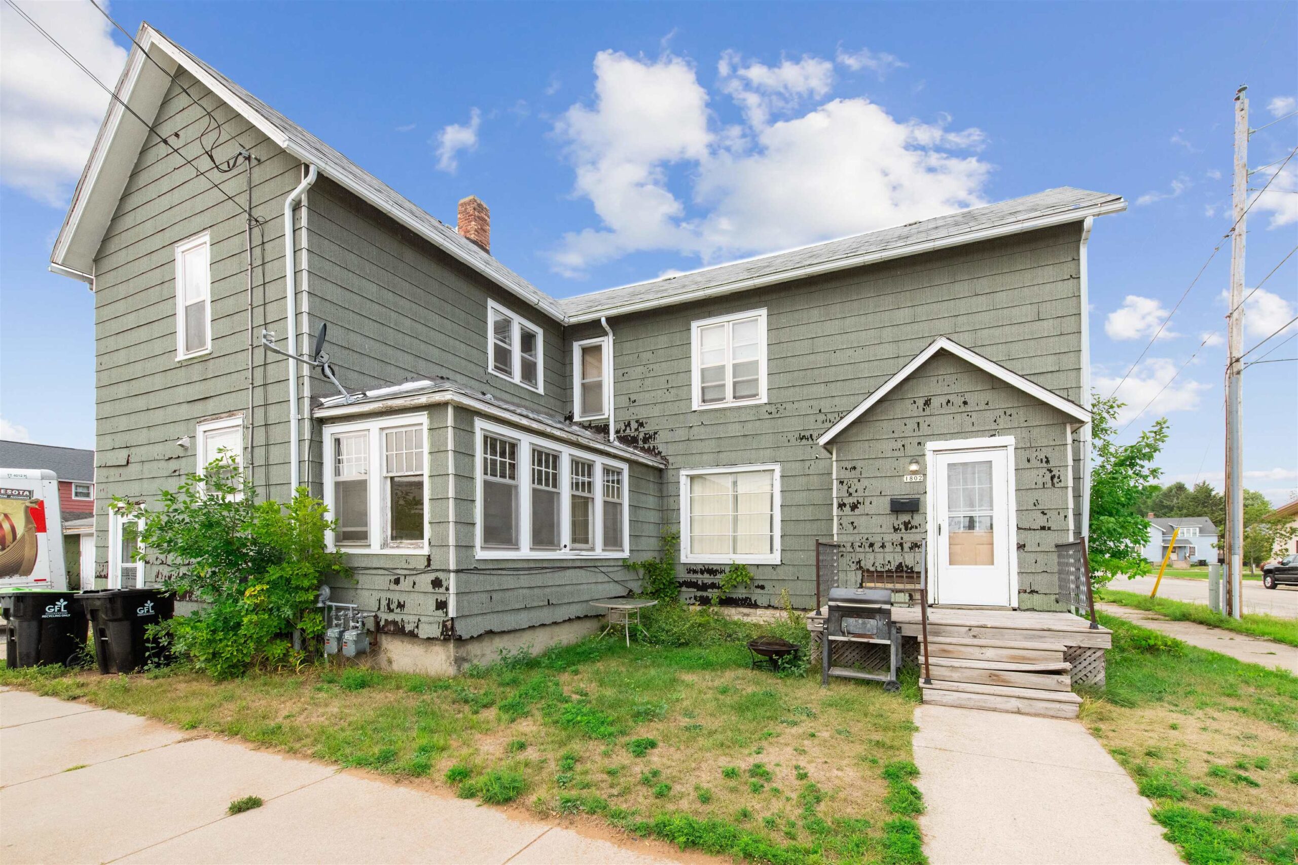 1802 11TH Avenue property preview photograph